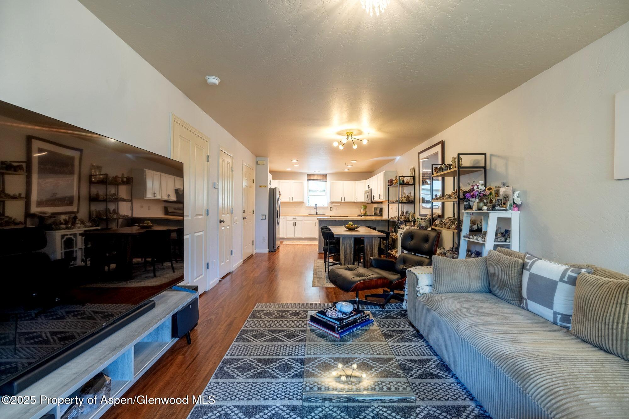 614 Lakeside Drive