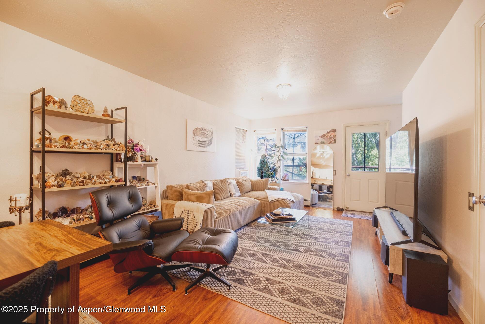 614 Lakeside Drive
