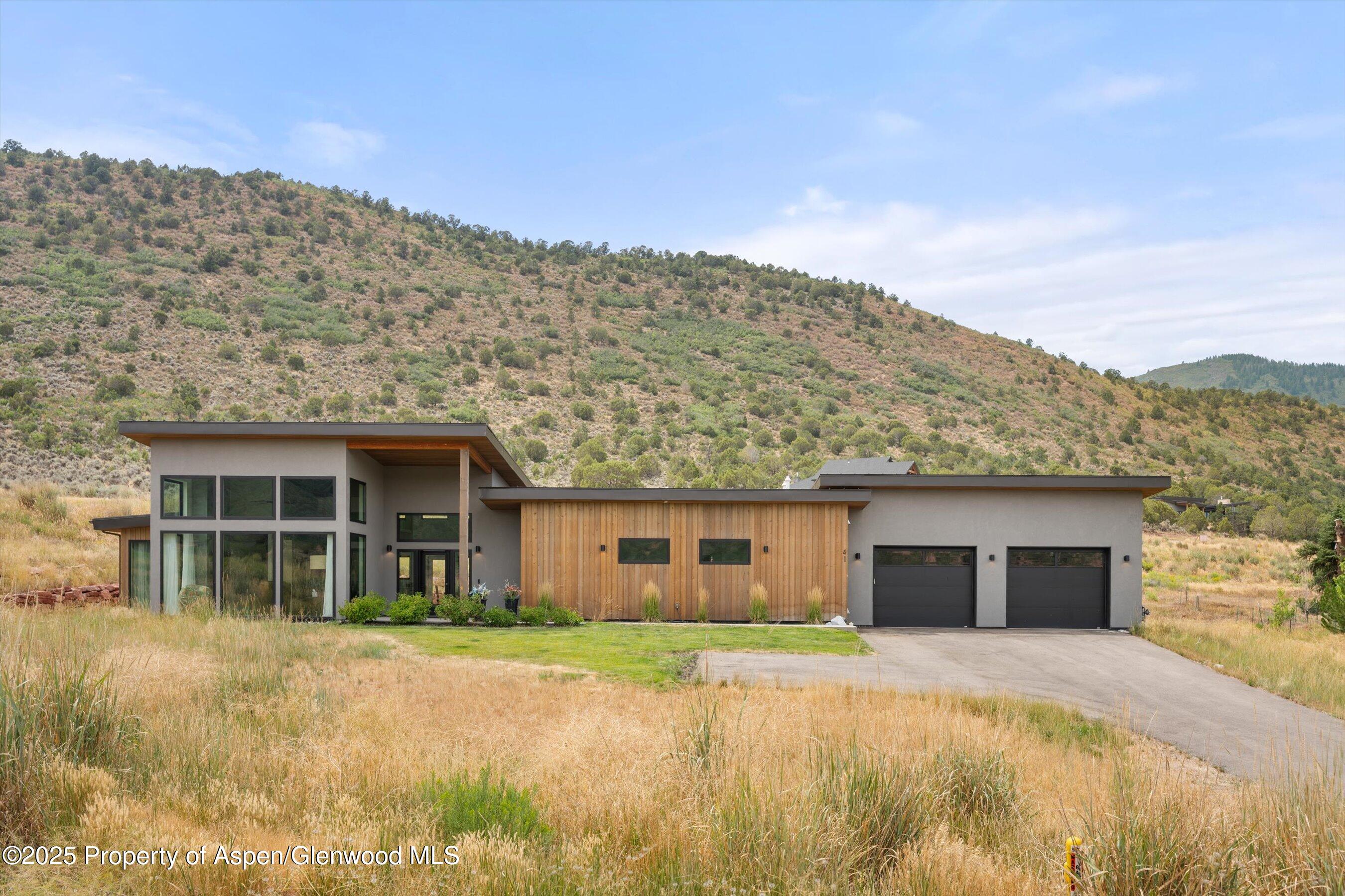 41 Spring View Drive