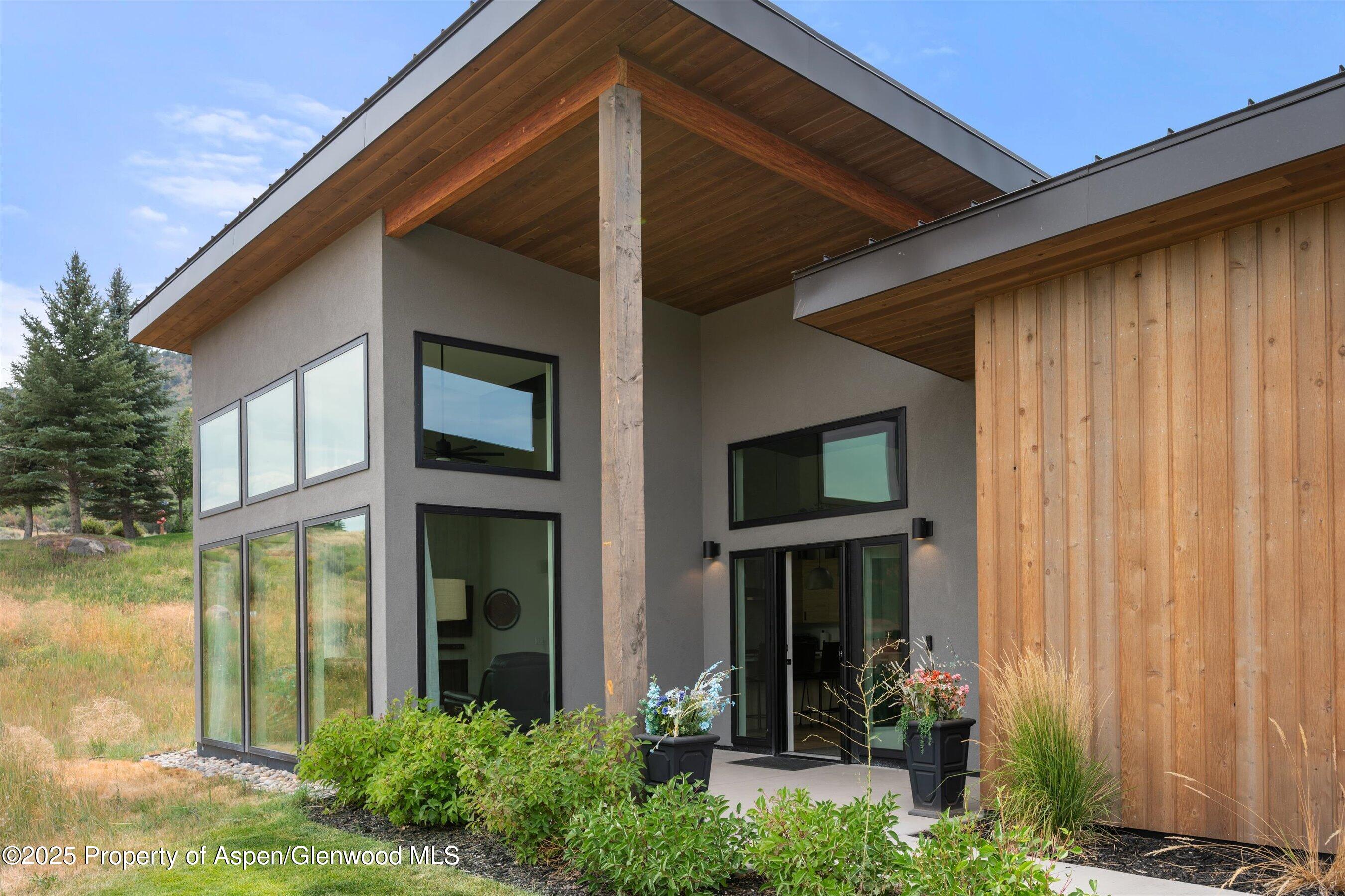 41 Spring View Drive