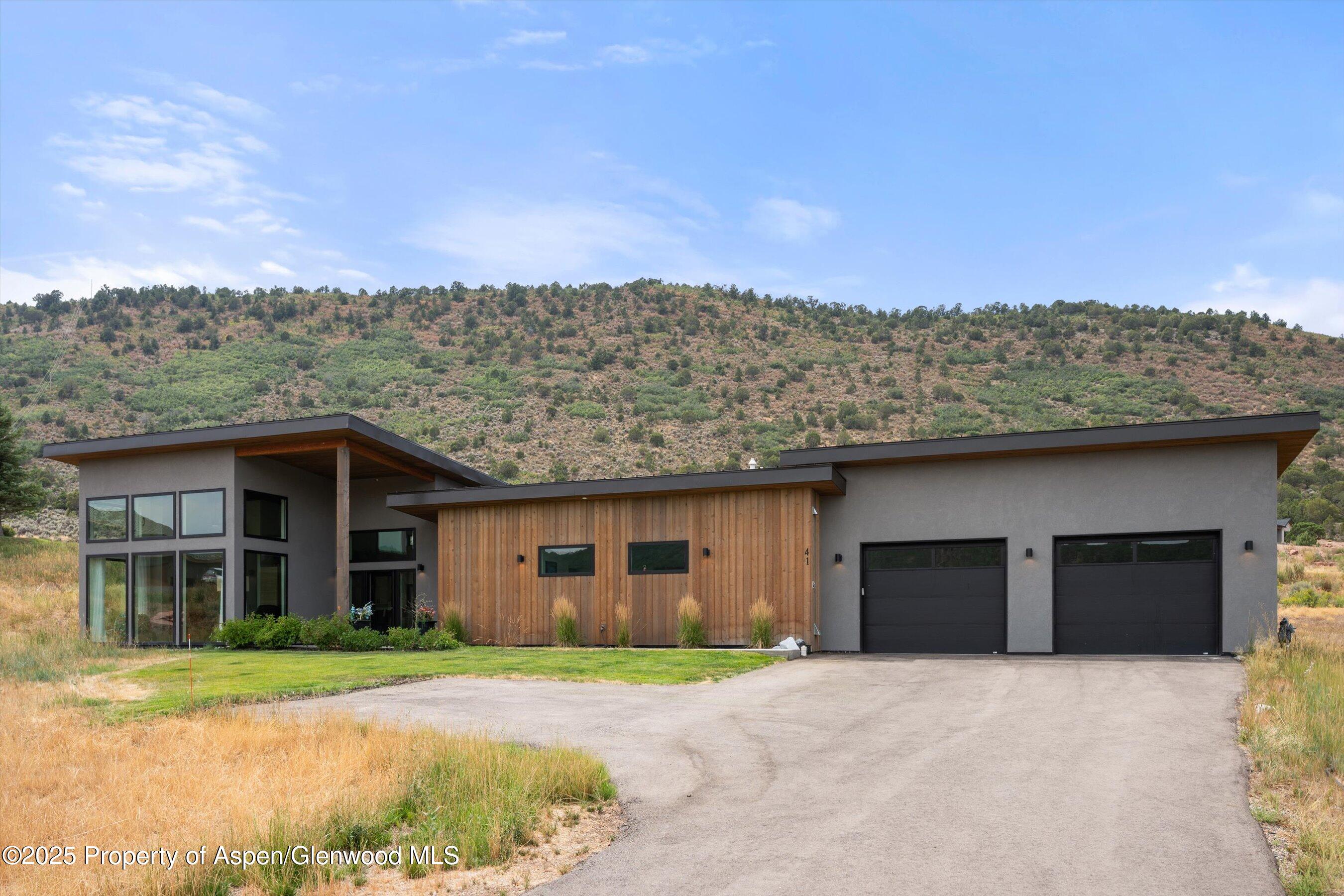 41 Spring View Drive