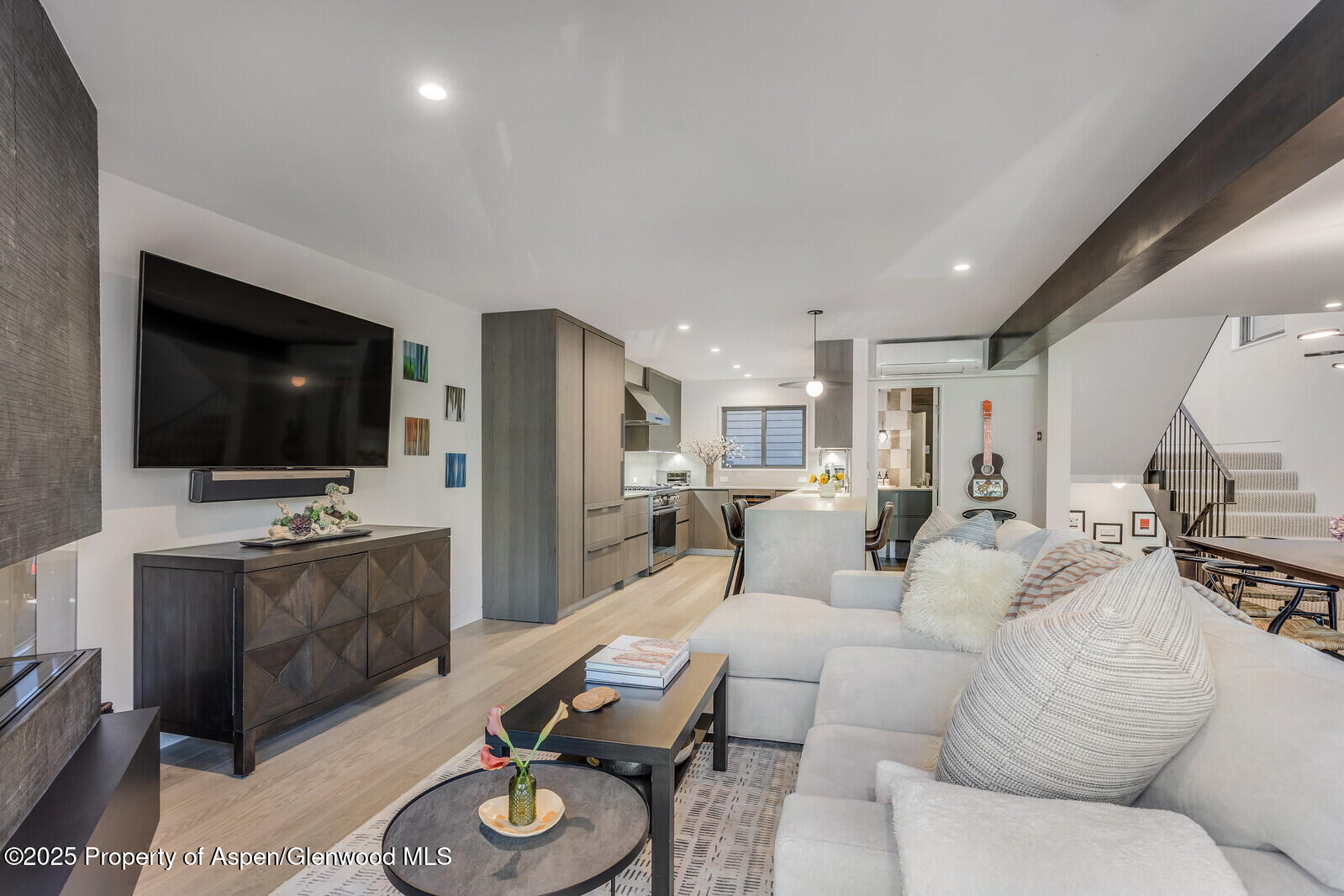 650 S Monarch Street Unit 7