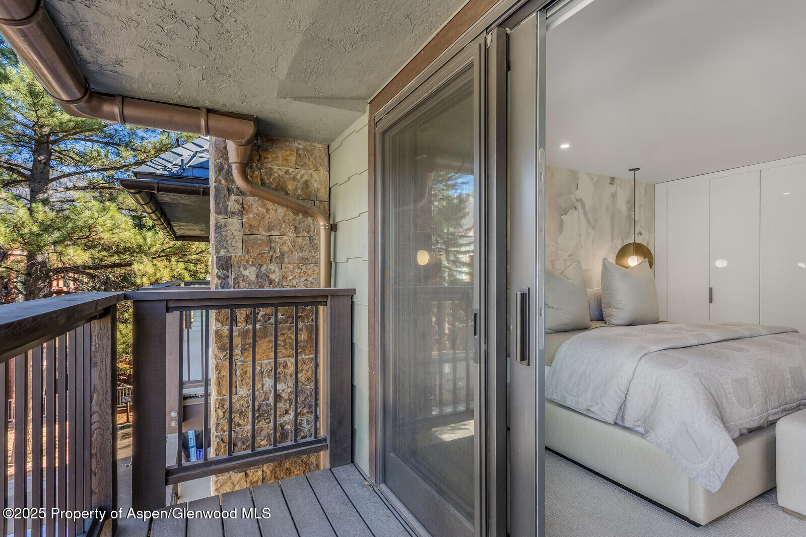 650 S Monarch Street Unit 7