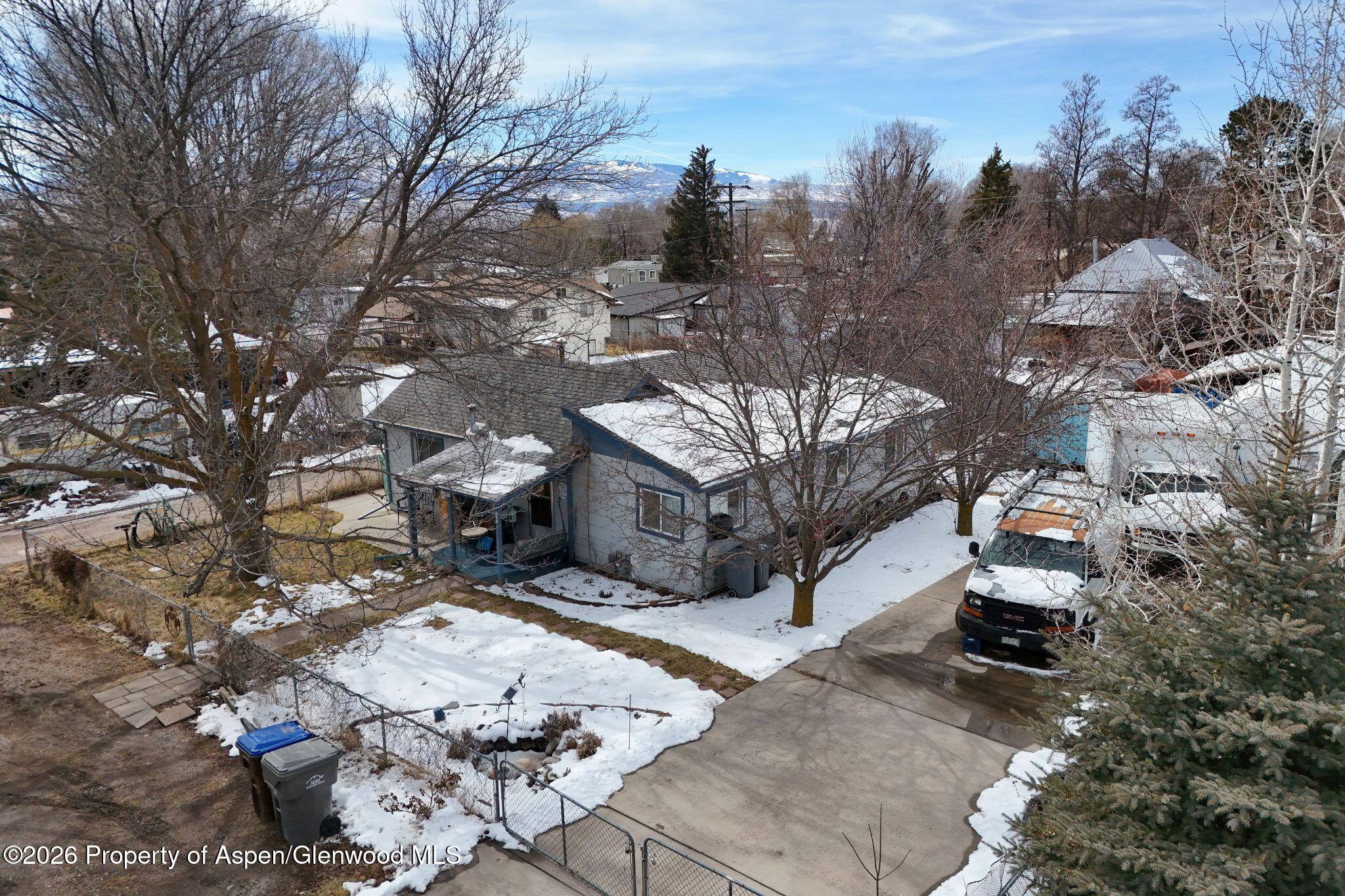 335 N 9th Street