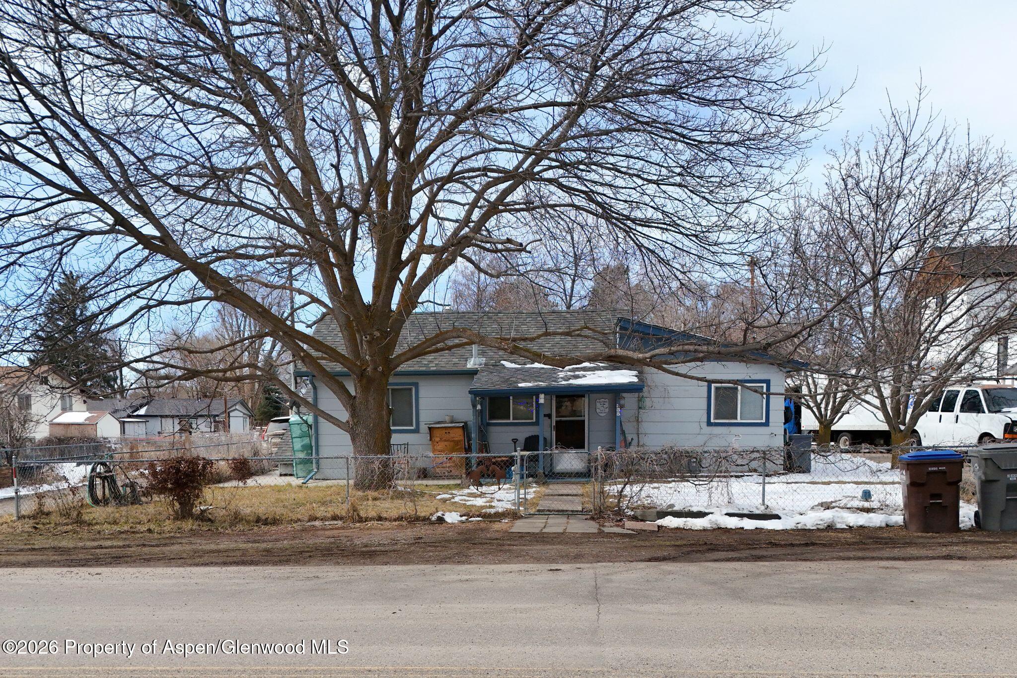 335 N 9th Street
