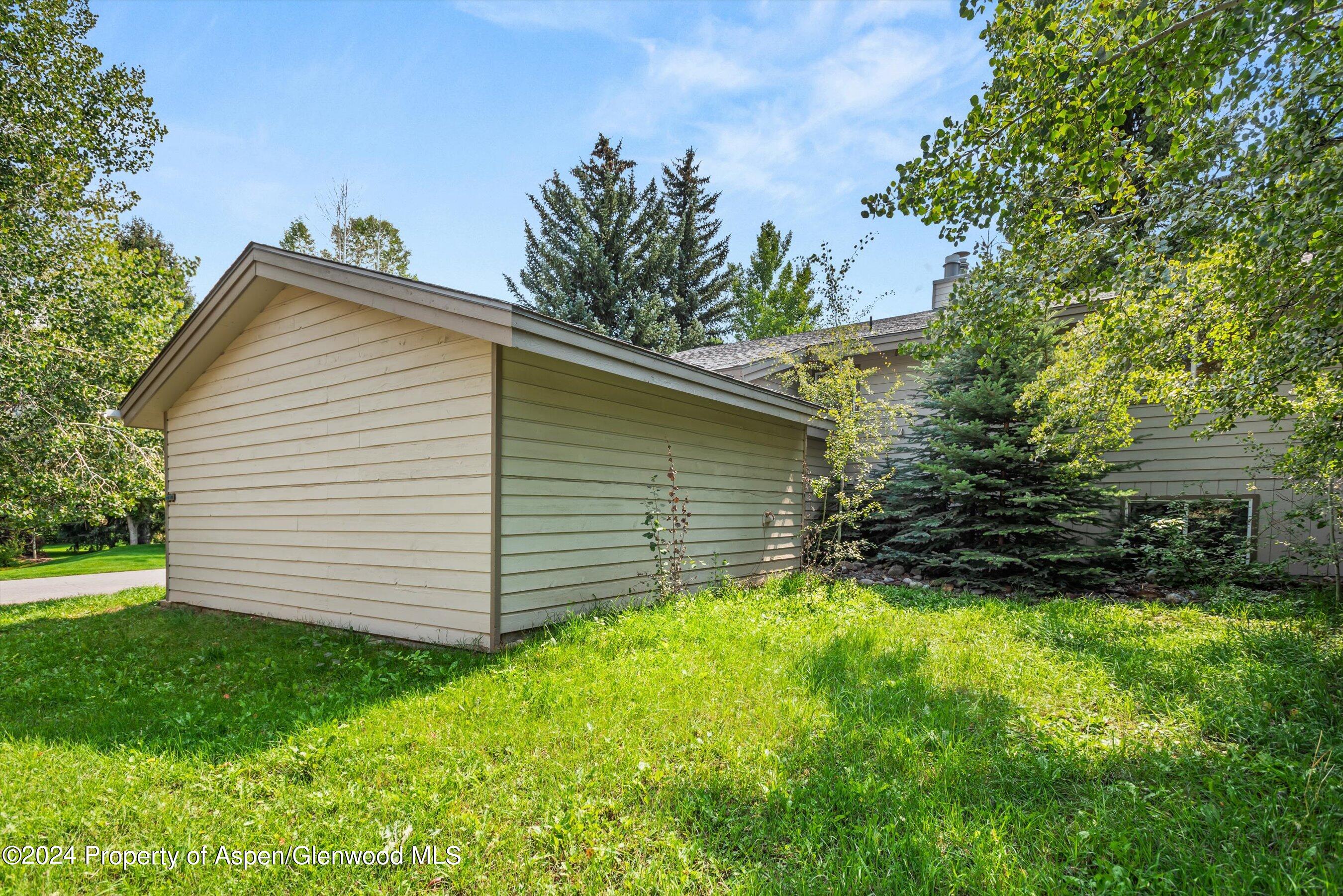 1275 Snowbunny Lane 2