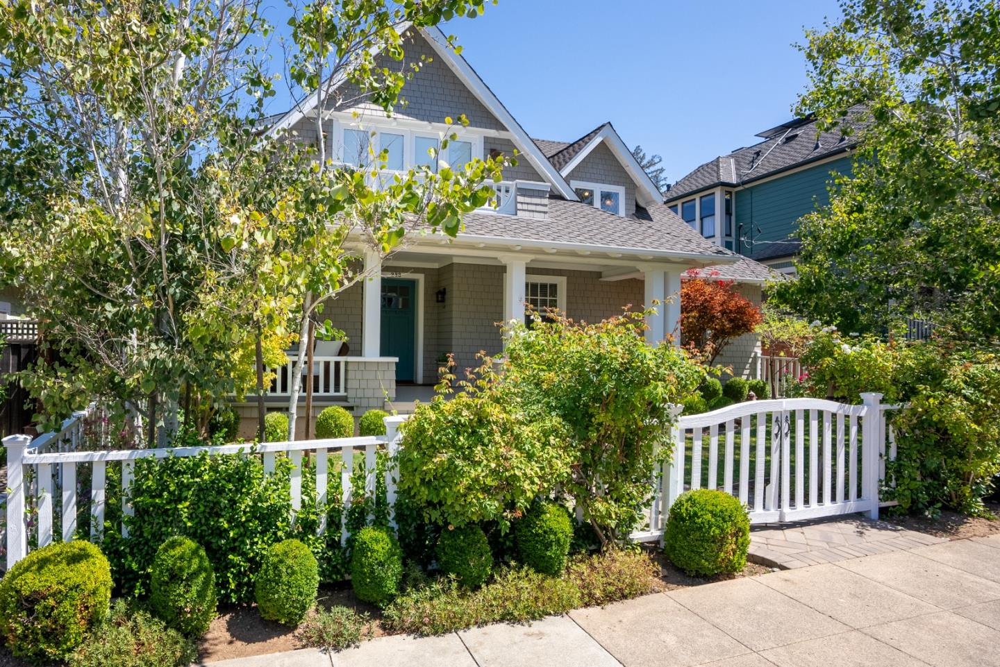 233 Johnson AVE