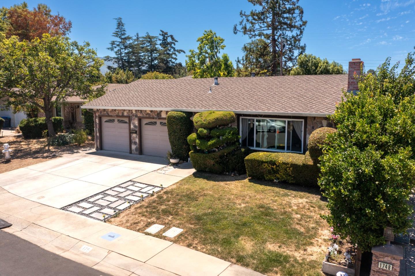 1754-1756 Plaza Court