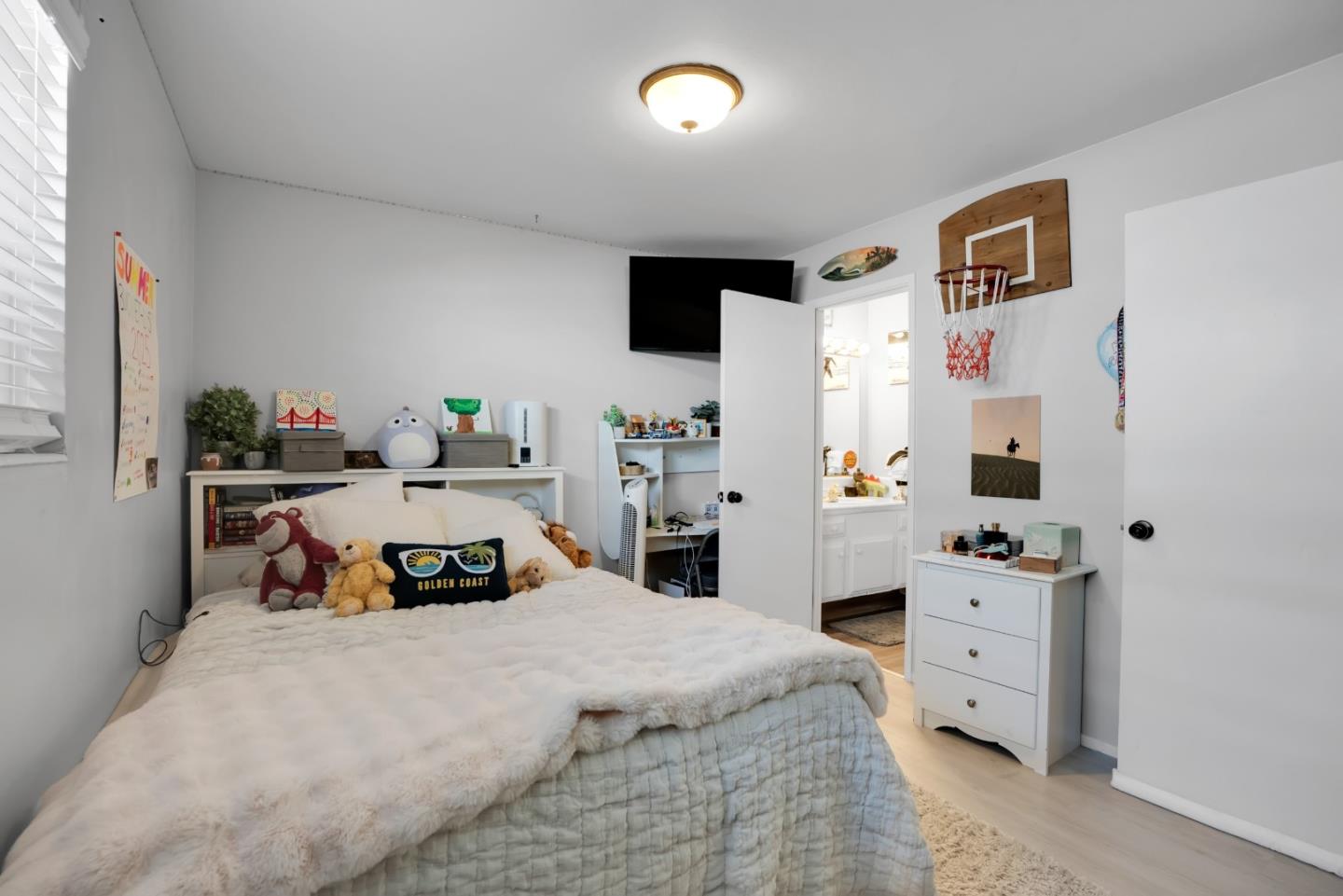 1754-1756 Plaza Court