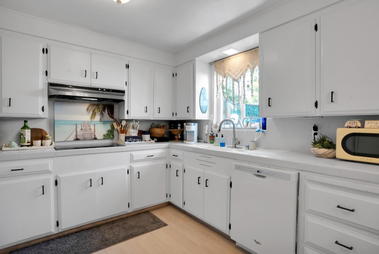 1754-1756 Plaza Court