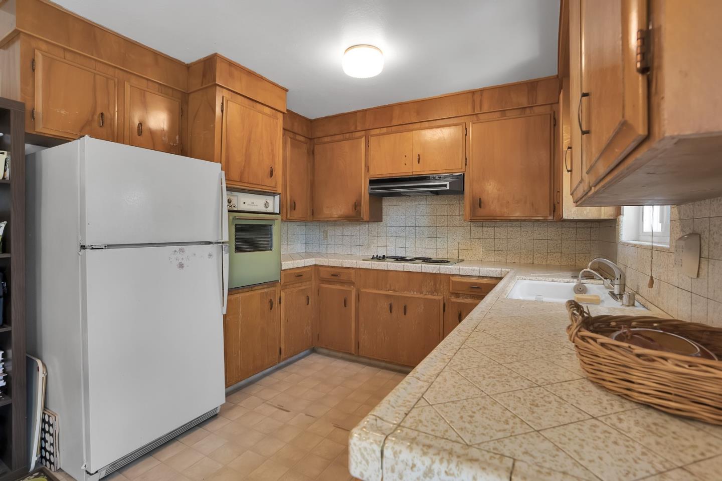 1754-1756 Plaza Court