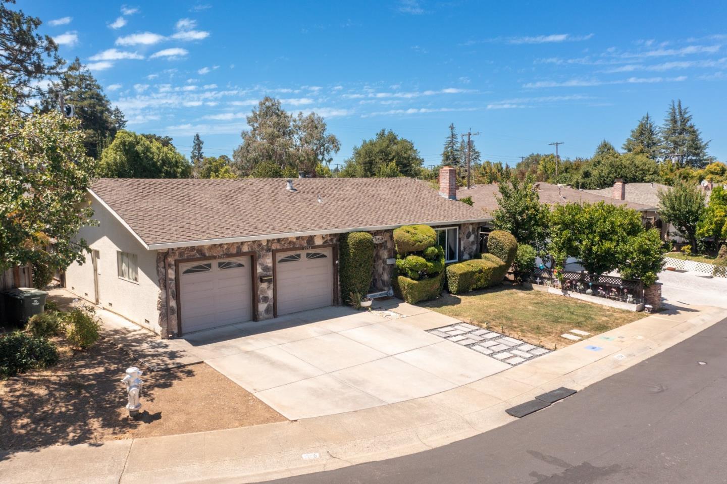 1754-1756 Plaza Court