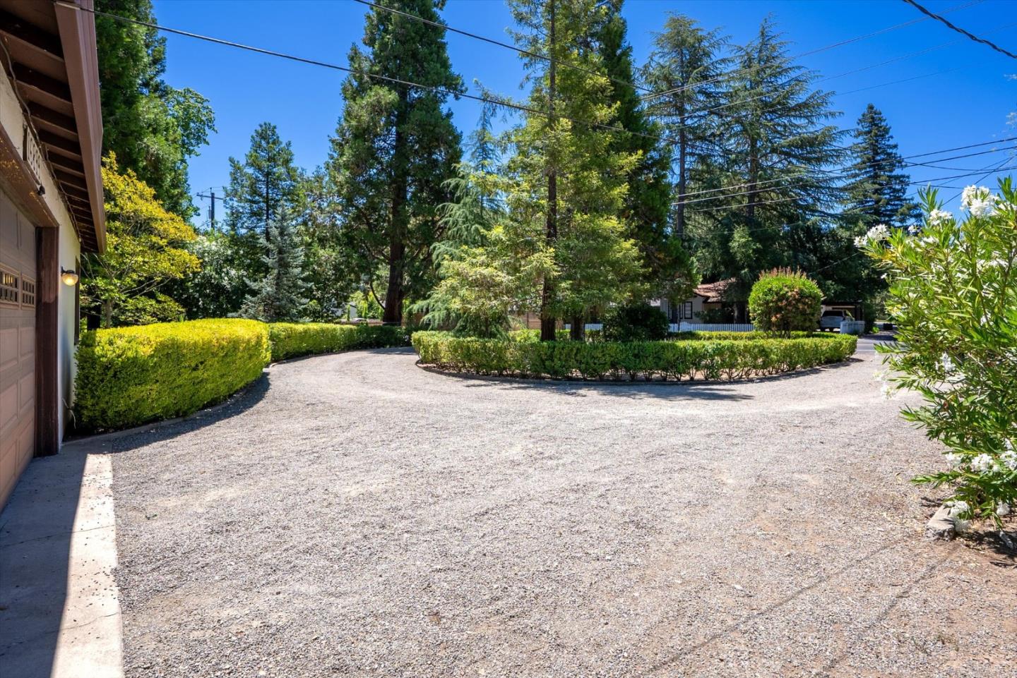 16899 Kennedy Road