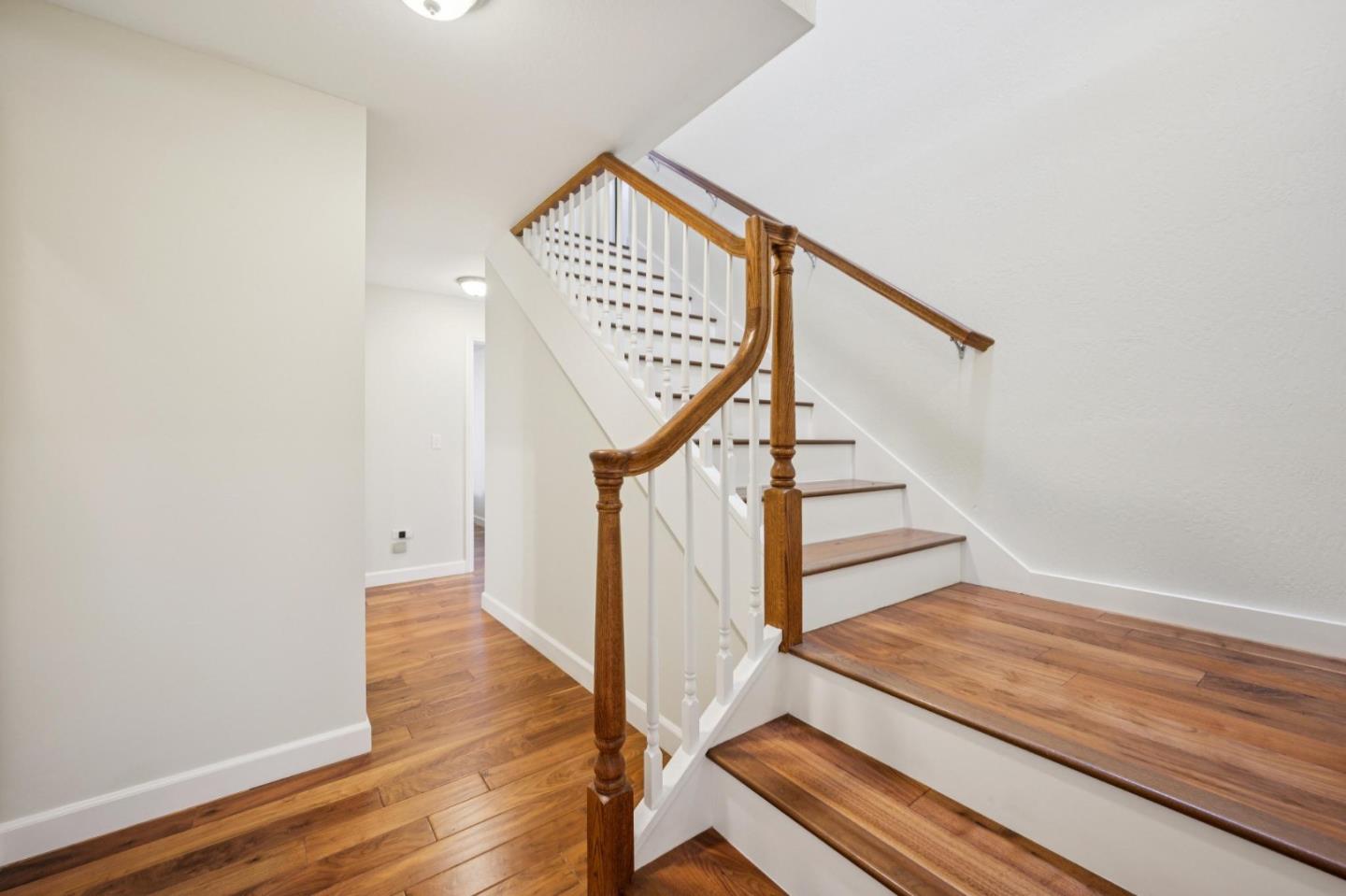 124 Massol AVE