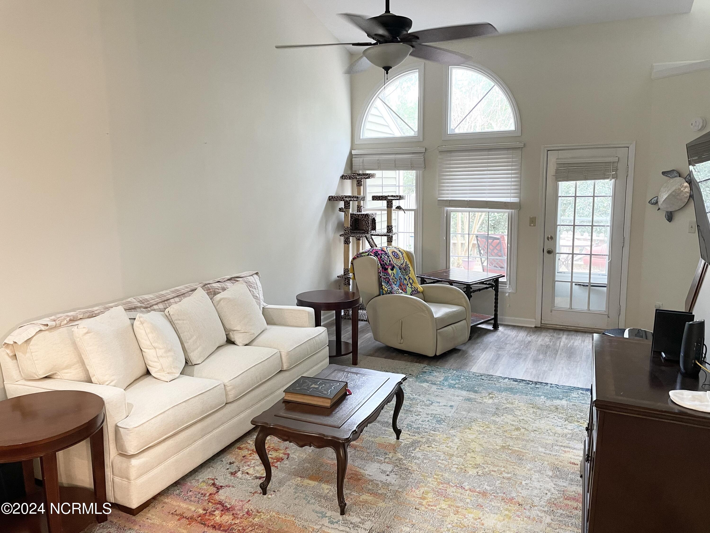 403 Cedarwood Village