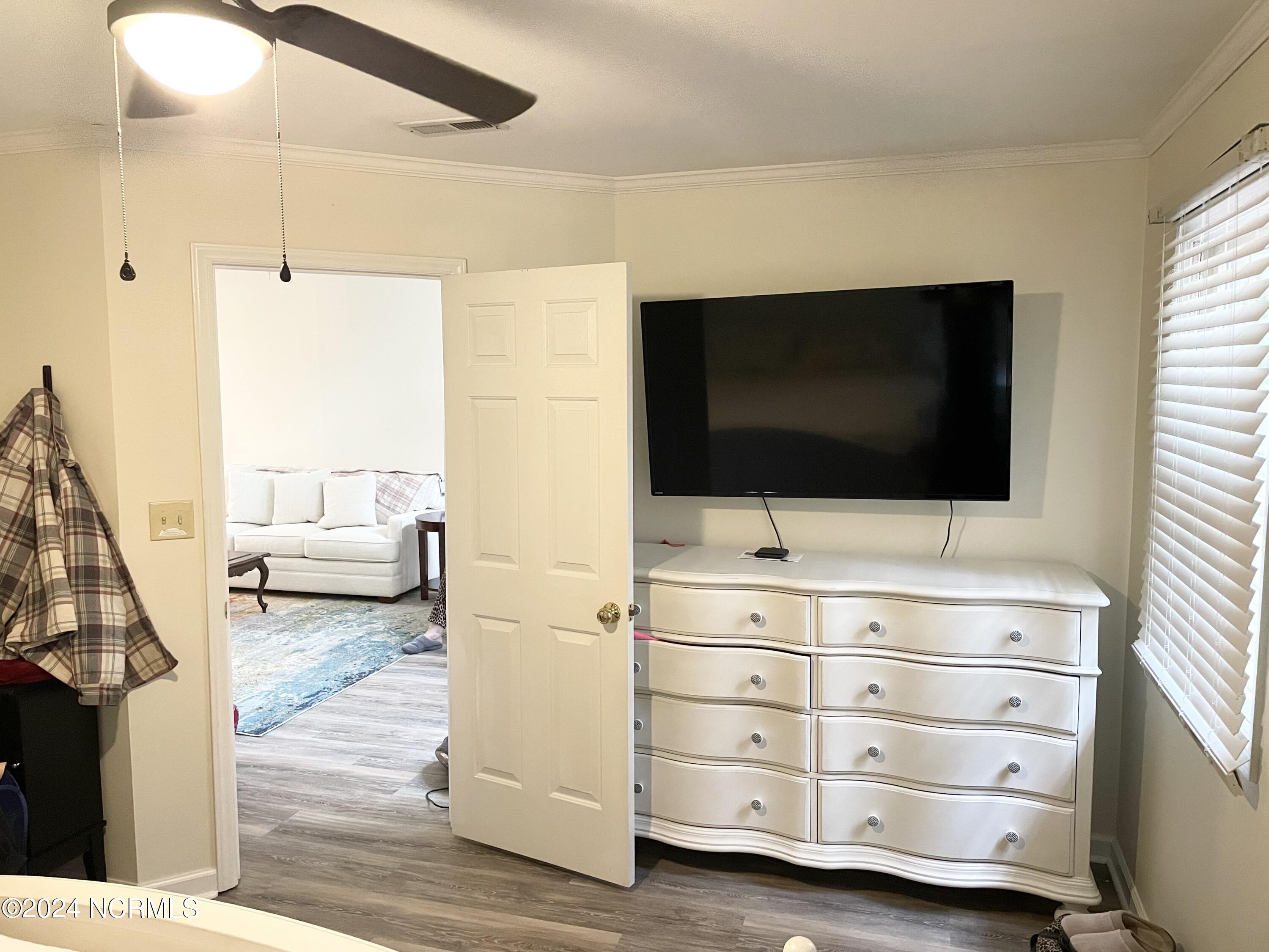 403 Cedarwood Village