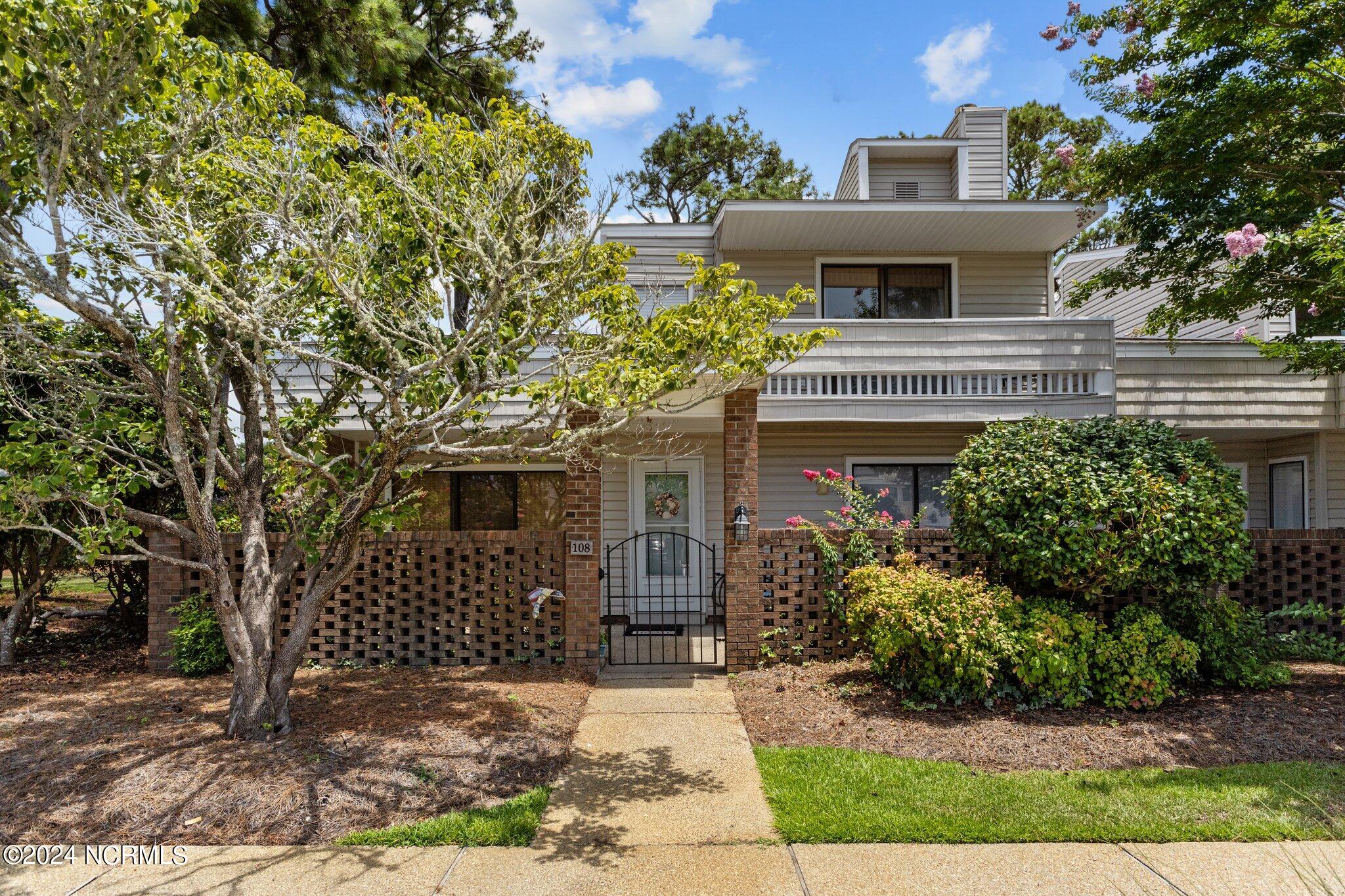 108 Bay Court
