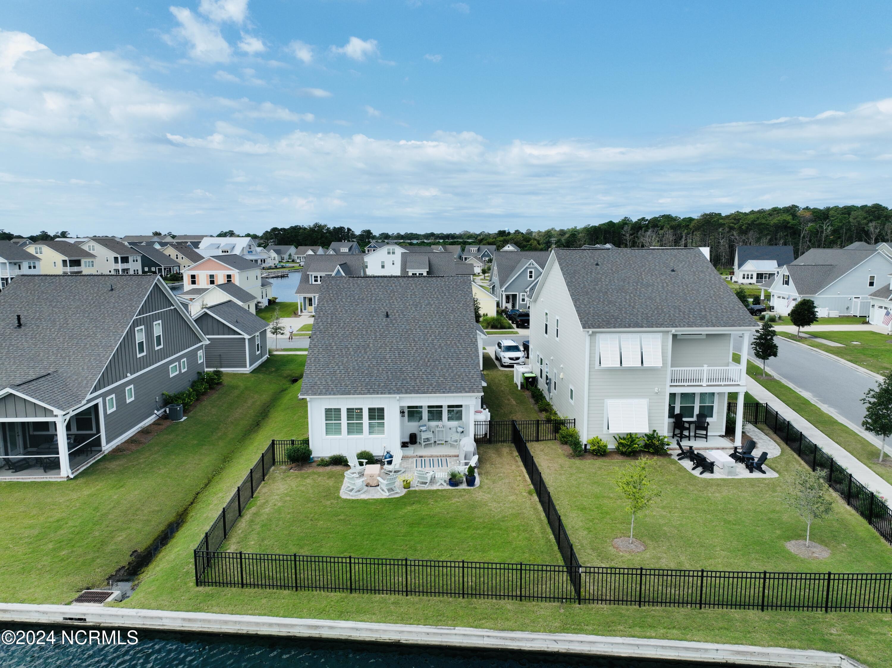 407 Shoveler Place