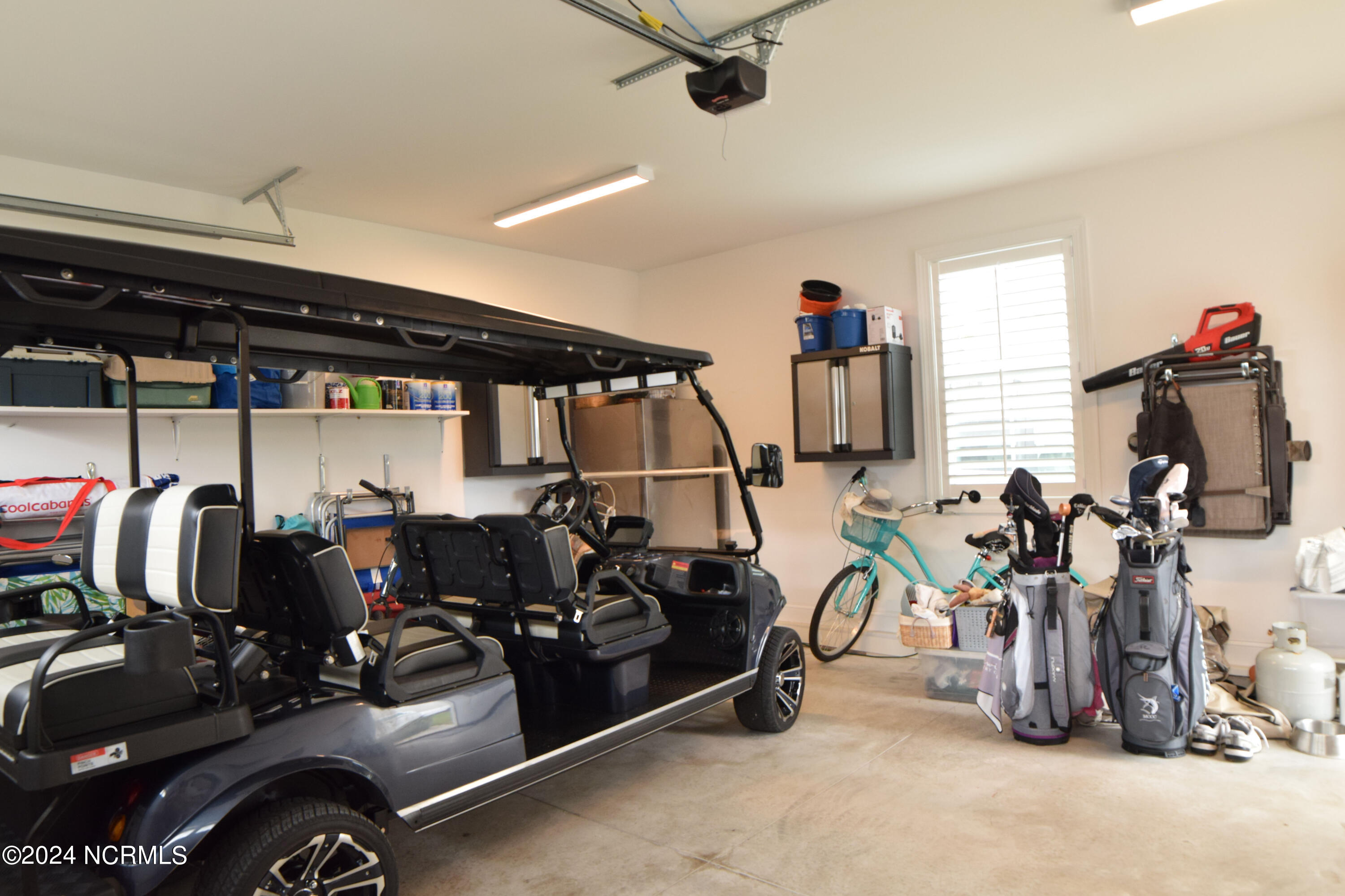 407 Shoveler Place