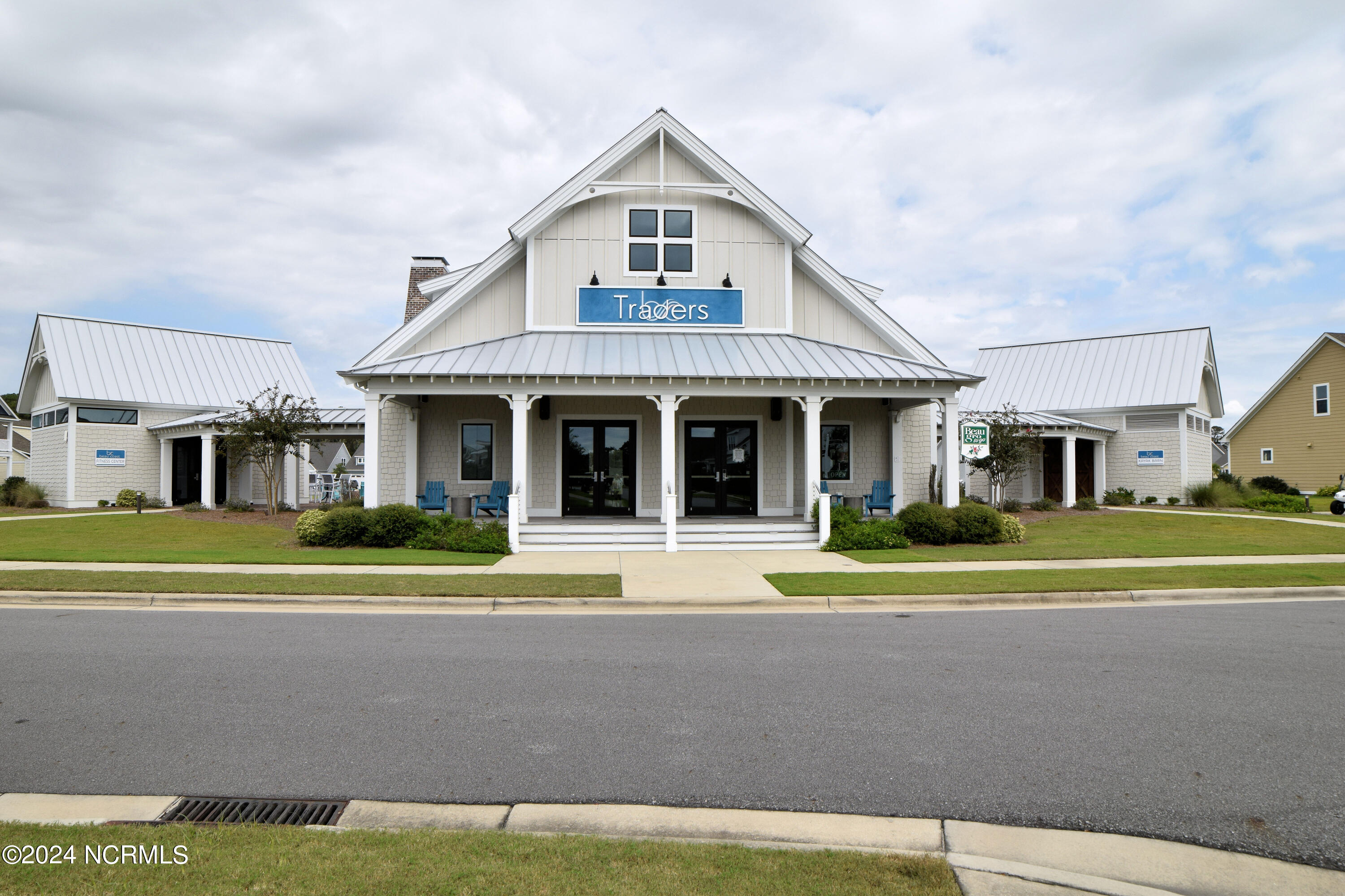 407 Shoveler Place