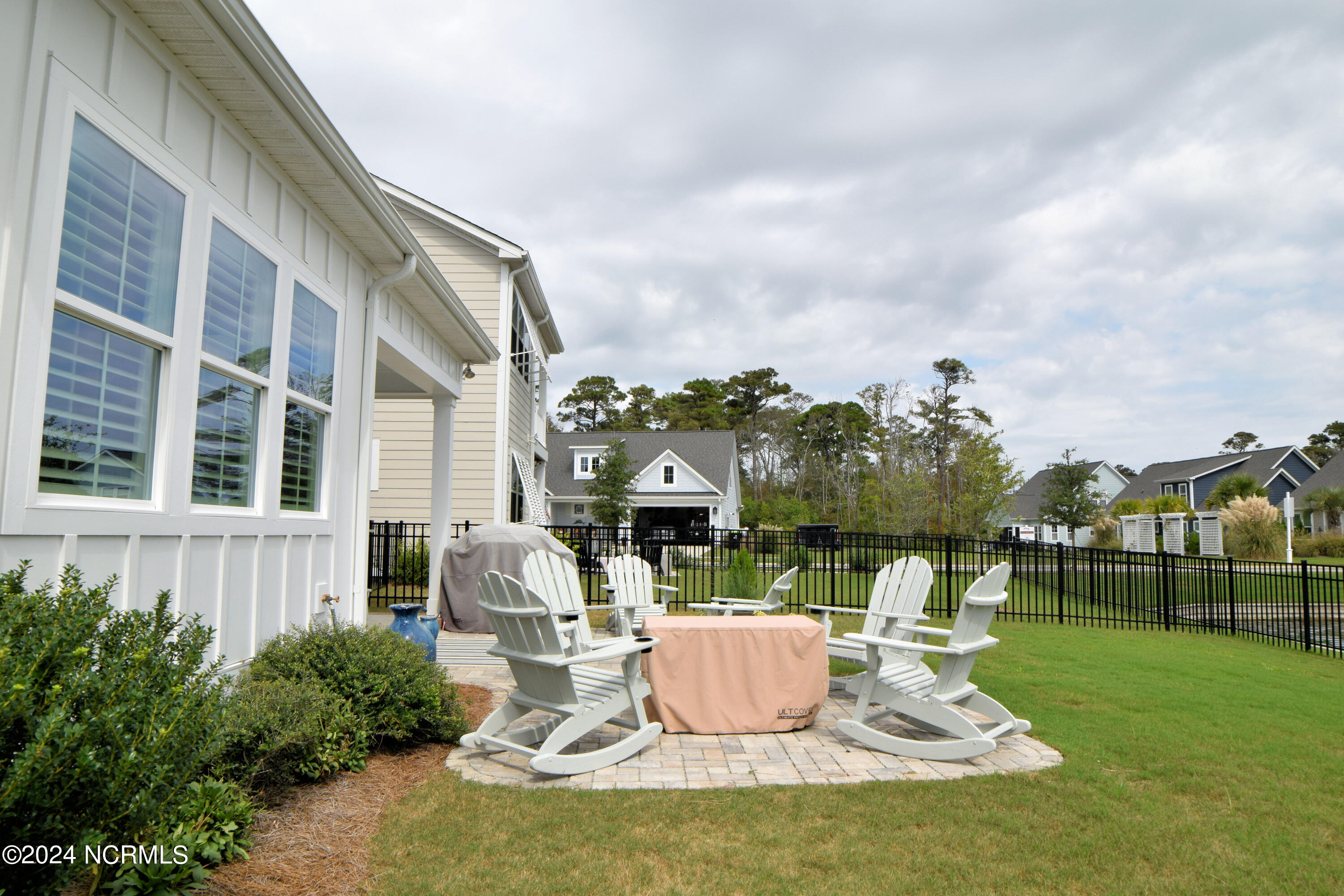 407 Shoveler Place