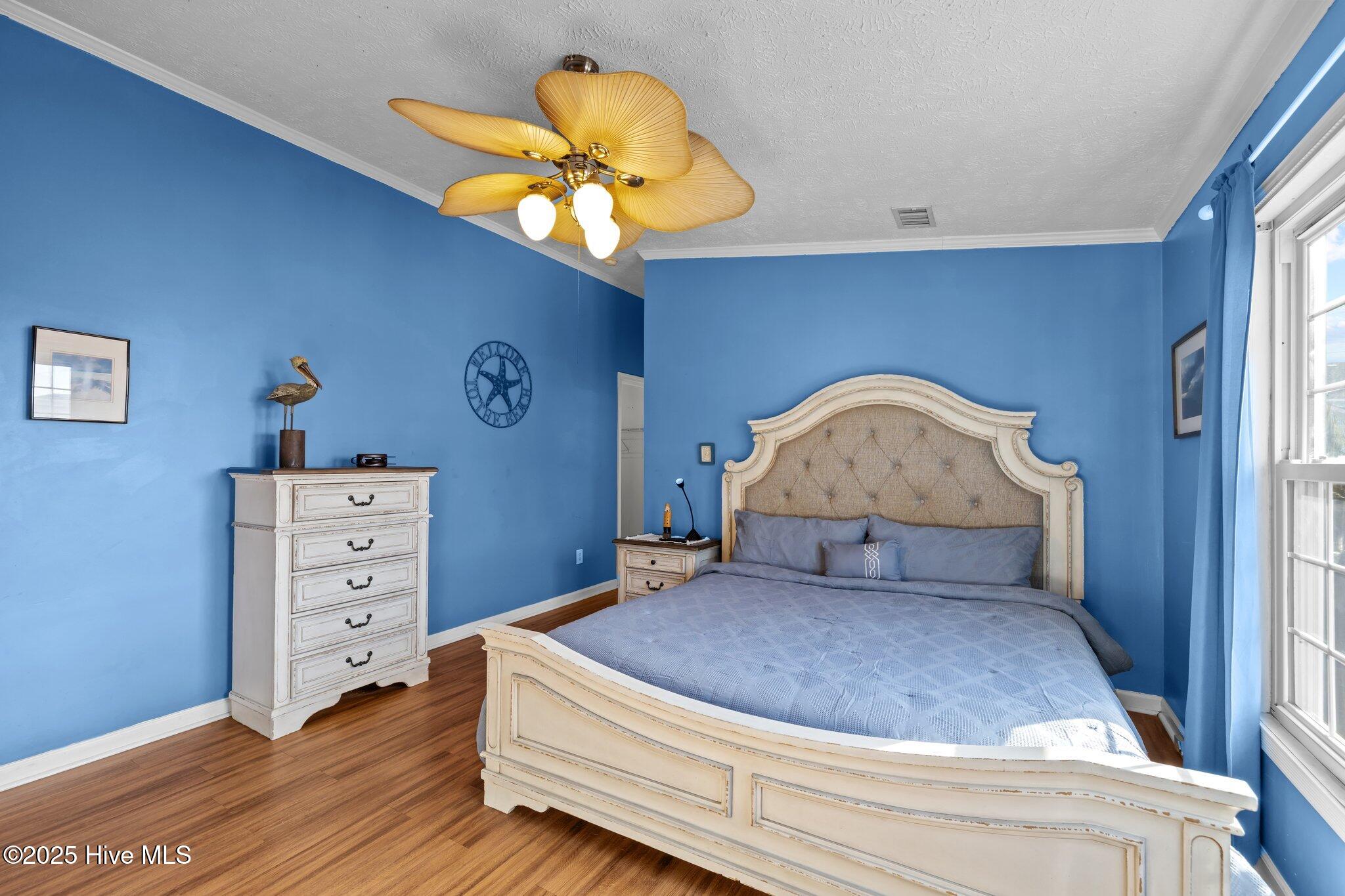 310 E Bogue Boulevard