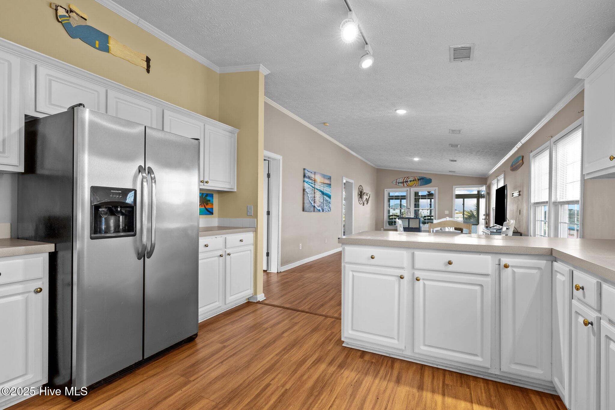 310 E Bogue Boulevard