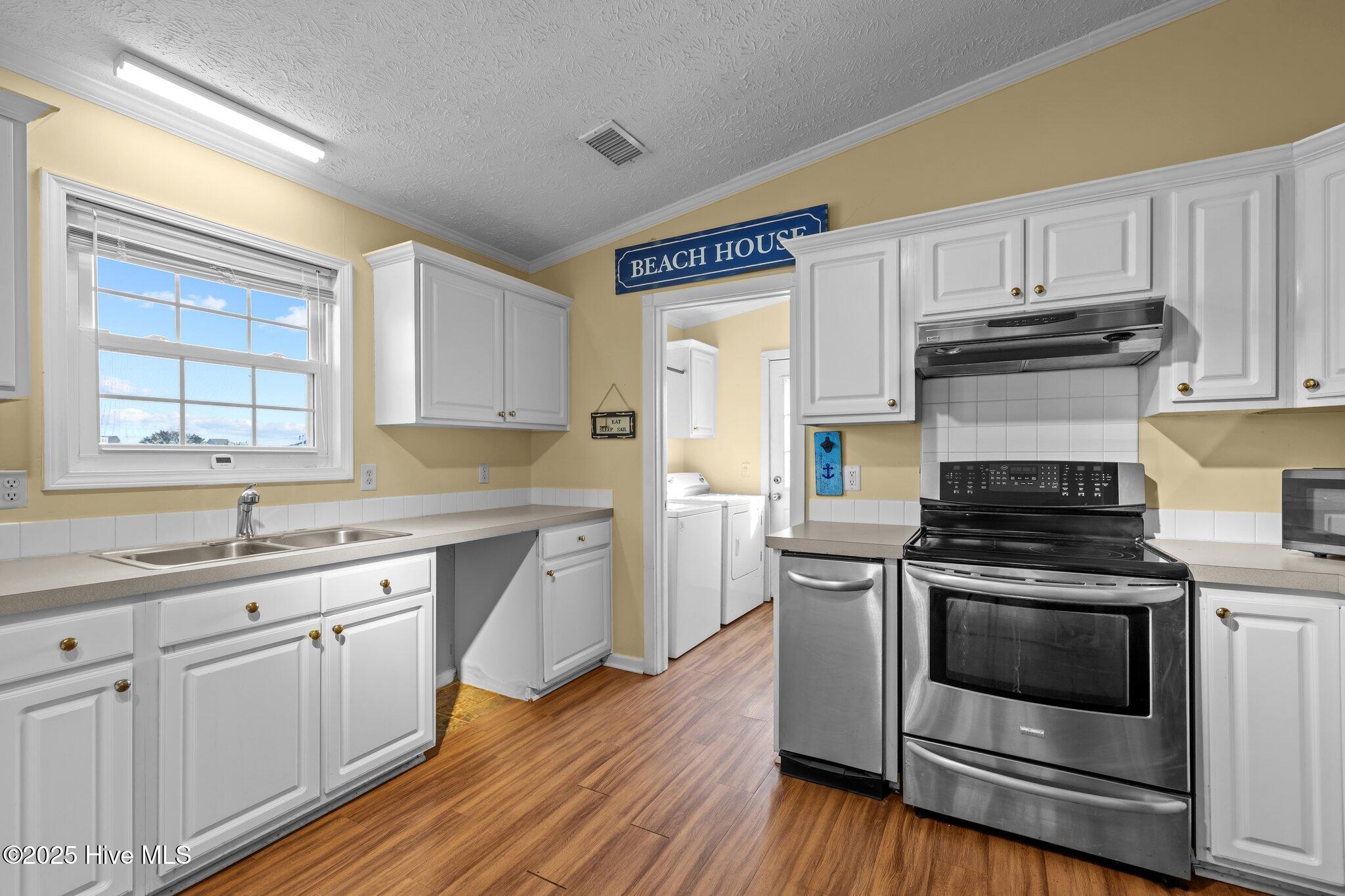 310 E Bogue Boulevard