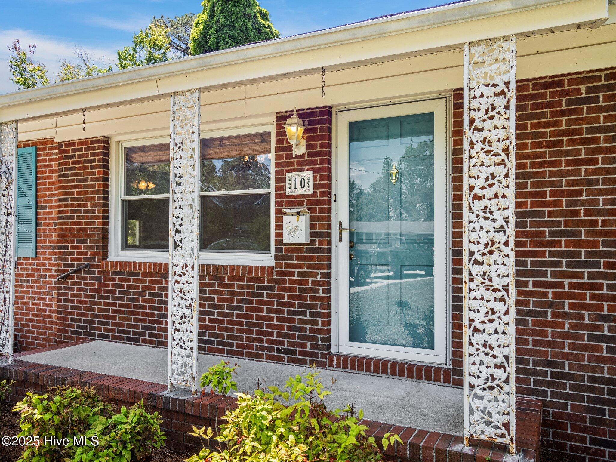 10 Jasper Road