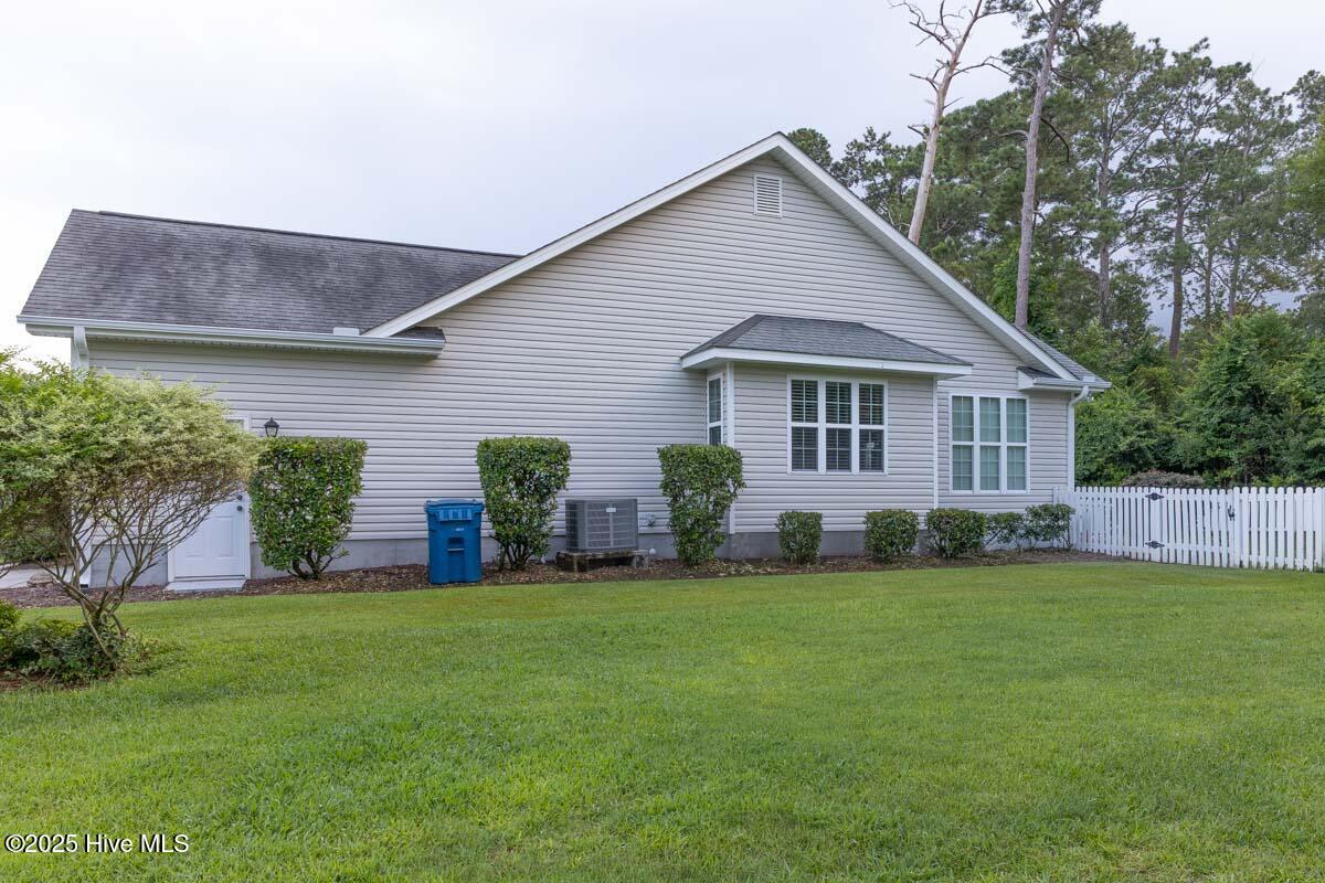 1113 Palmer Way