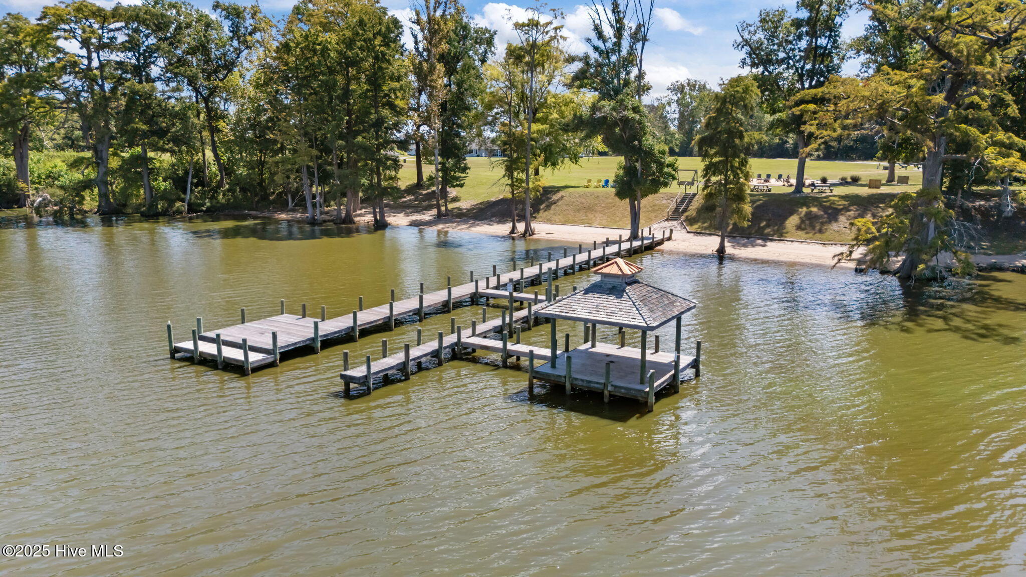 108 72 Majestic Circle