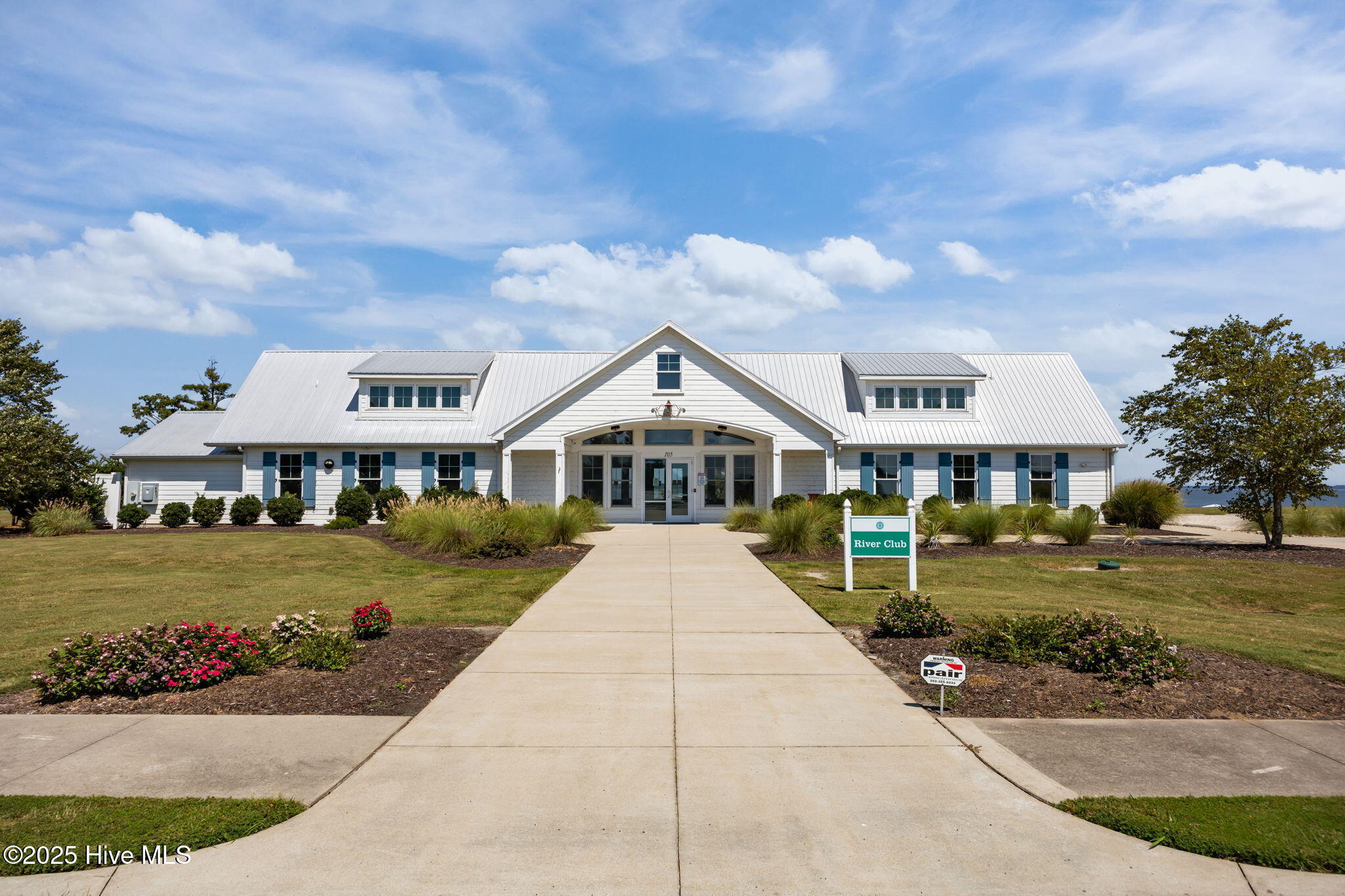 106 71 Majestic Circle