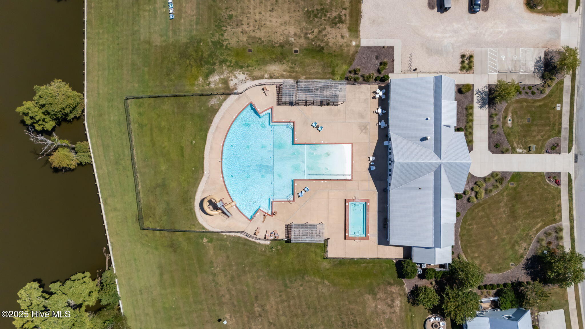 106 71 Majestic Circle
