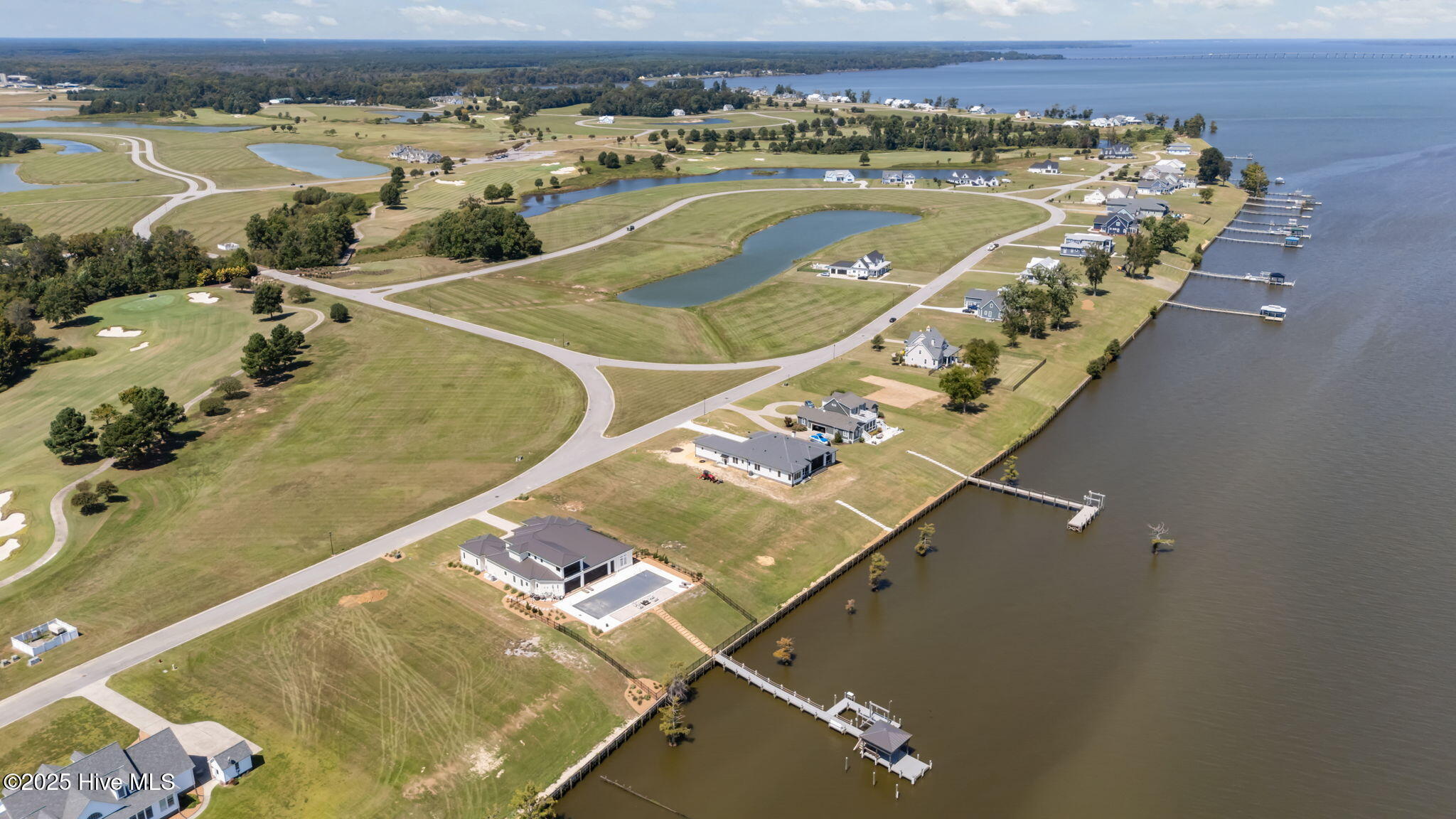 102 70 Majestic Circle