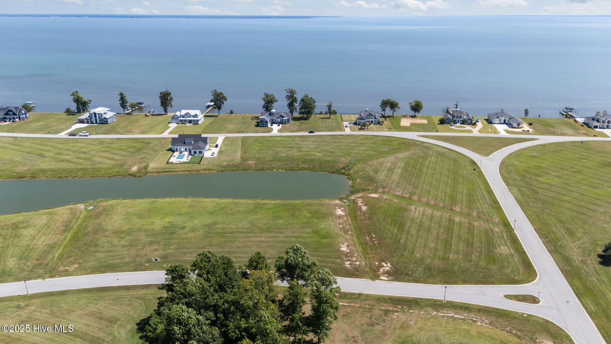 102 70 Majestic Circle