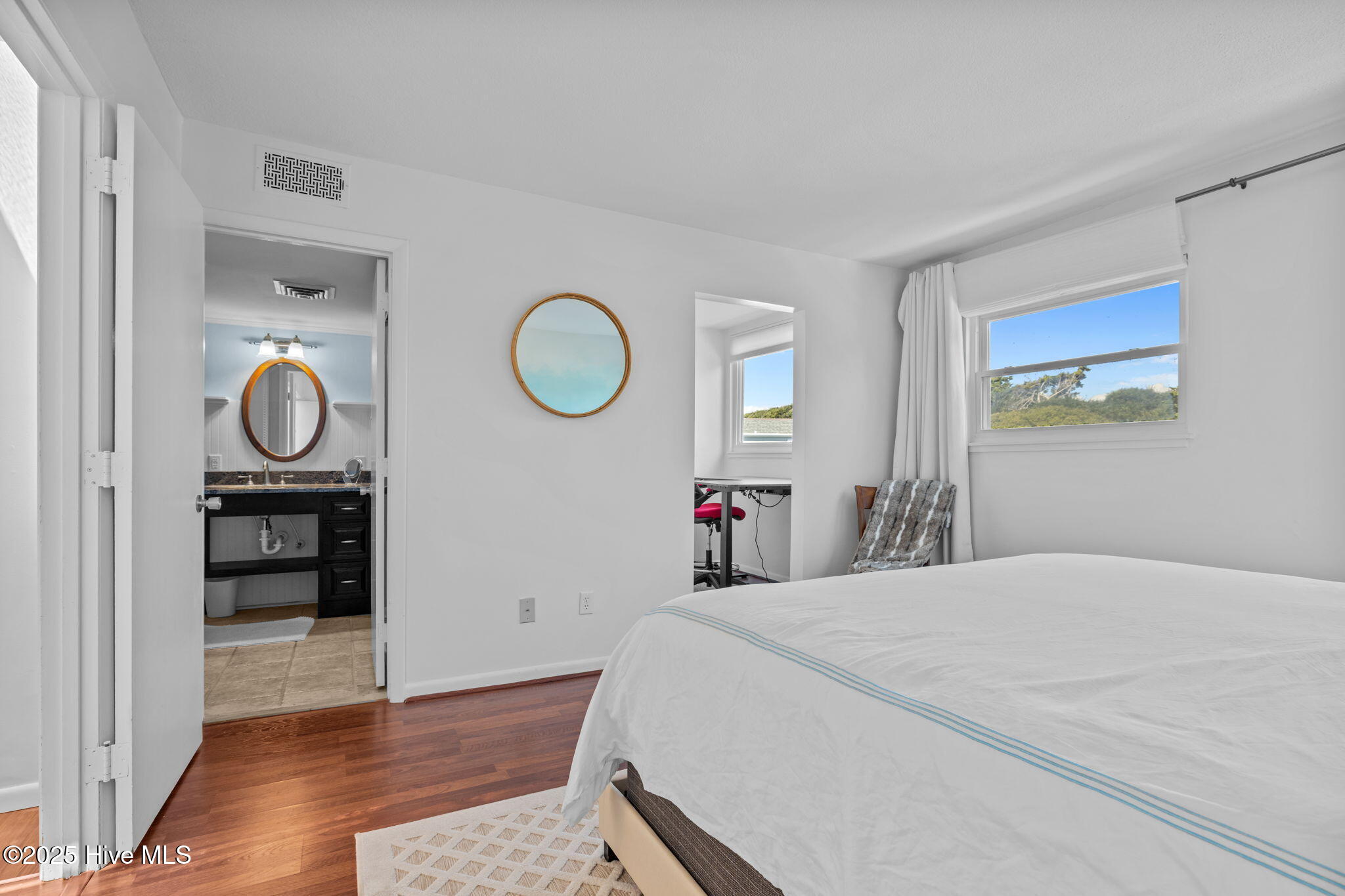 130 Salter Path Road, Q83