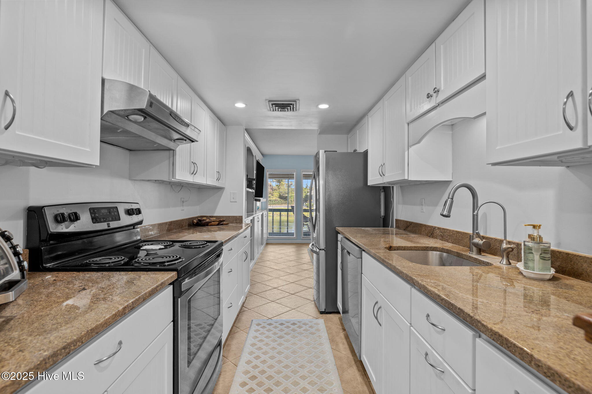 130 Salter Path Road, Q83