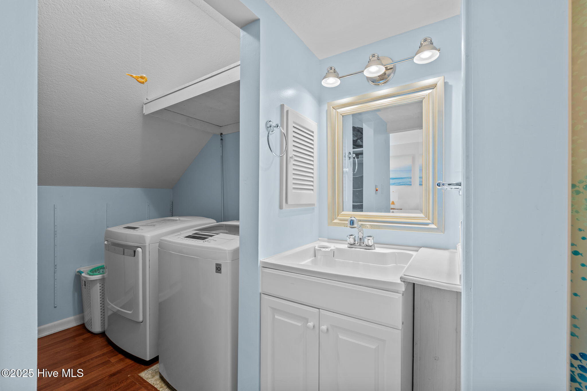 130 Salter Path Road, Q83