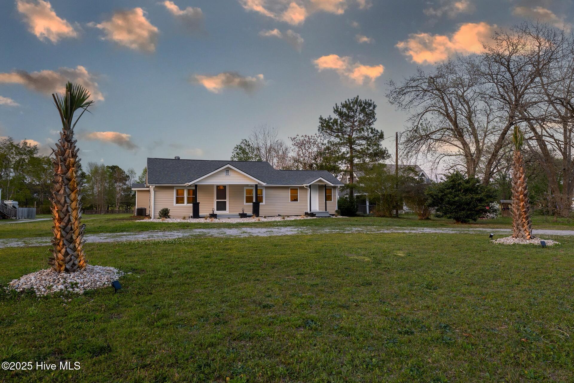 588 Nine Foot Road