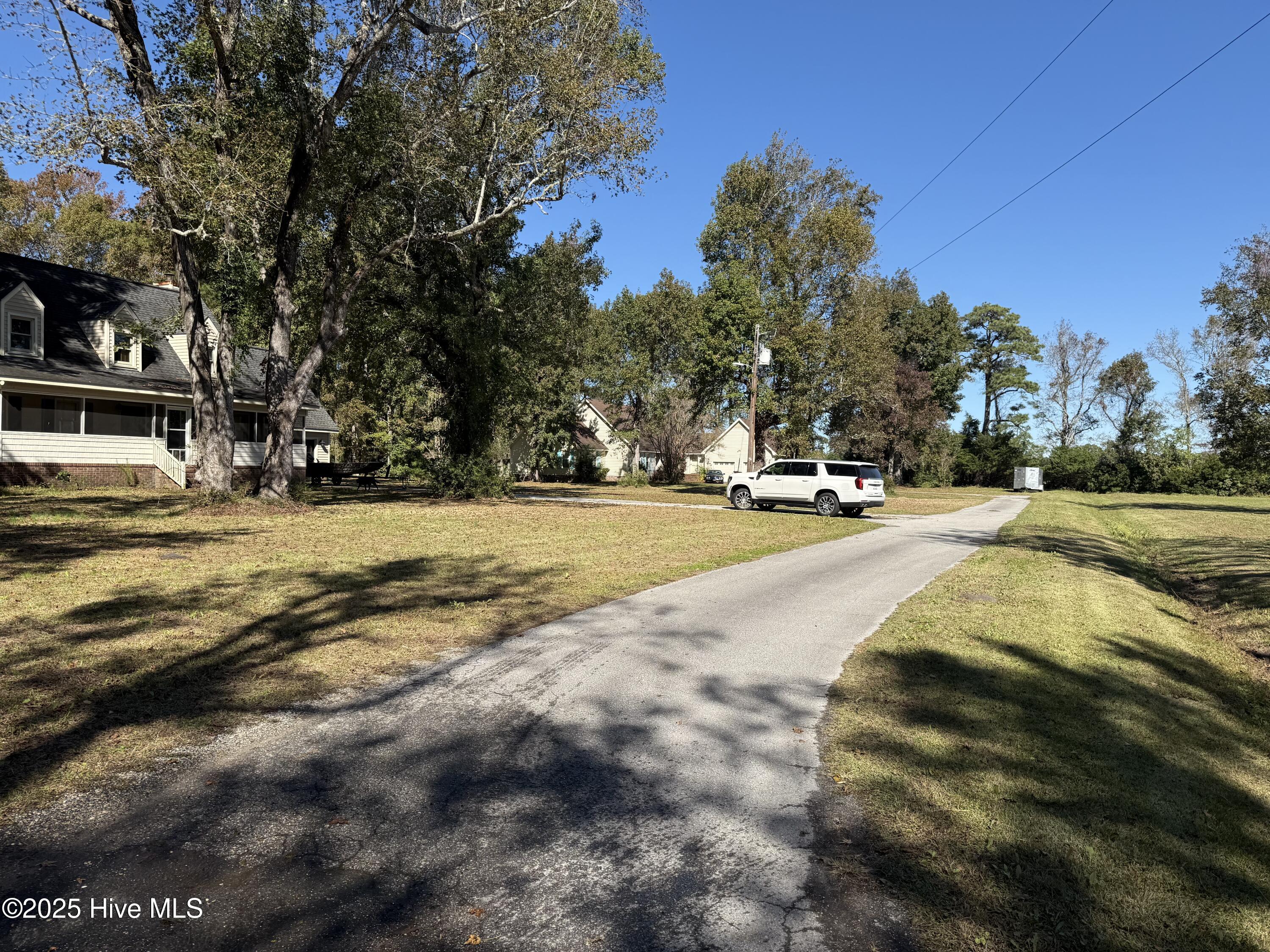 153 Kelly Drive