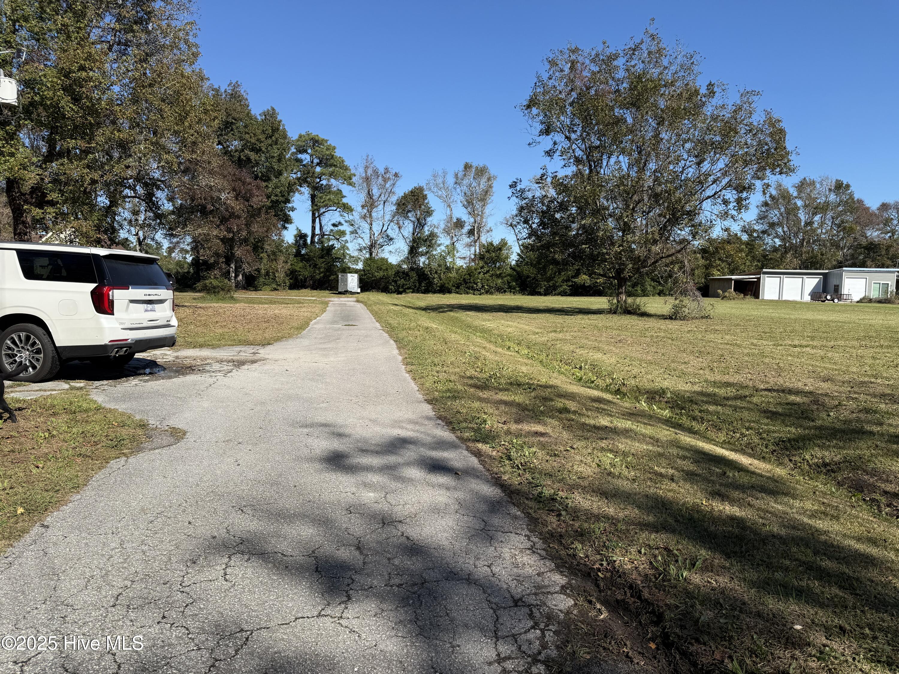 153 Kelly Drive