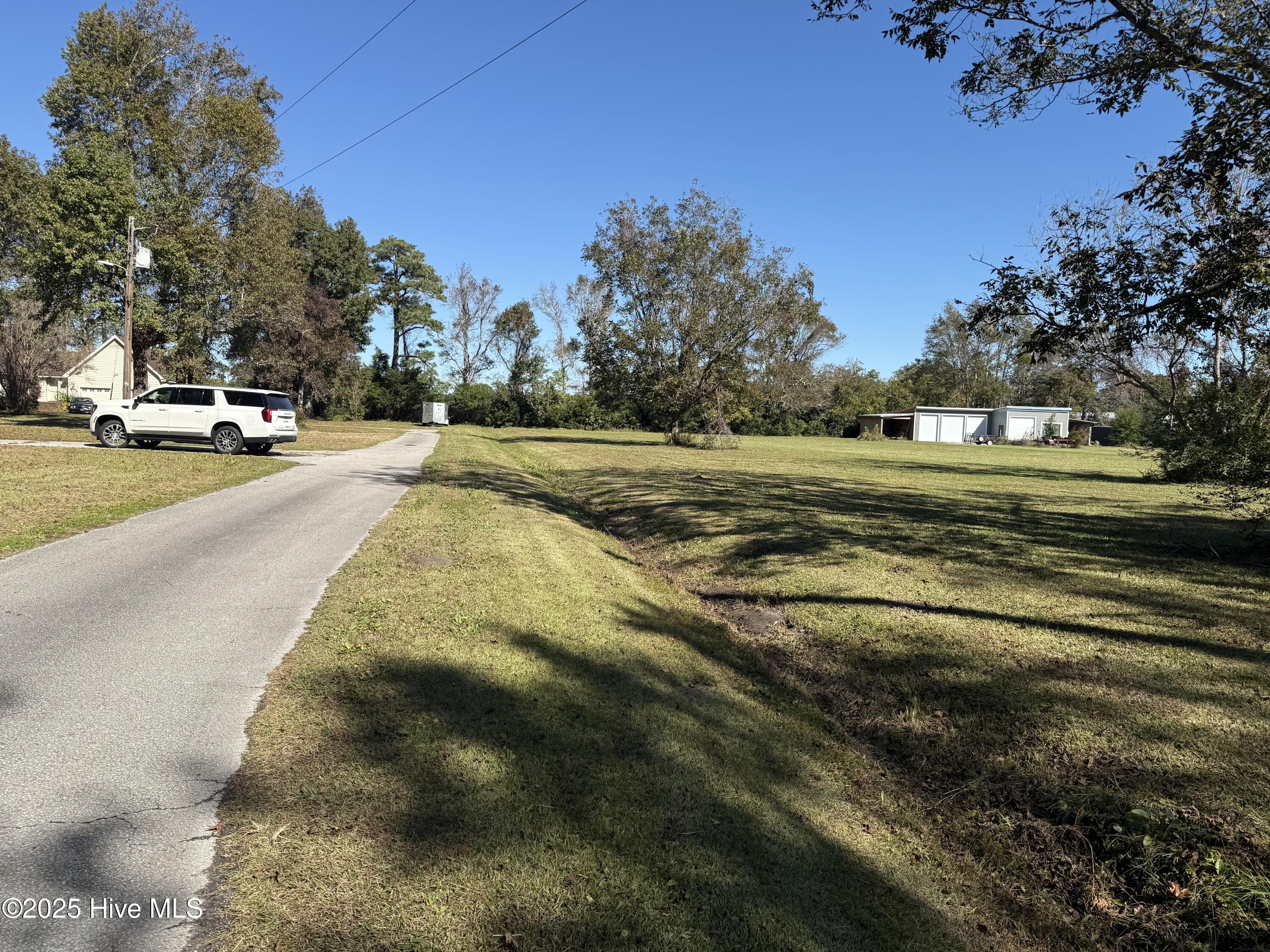 153 Kelly Drive