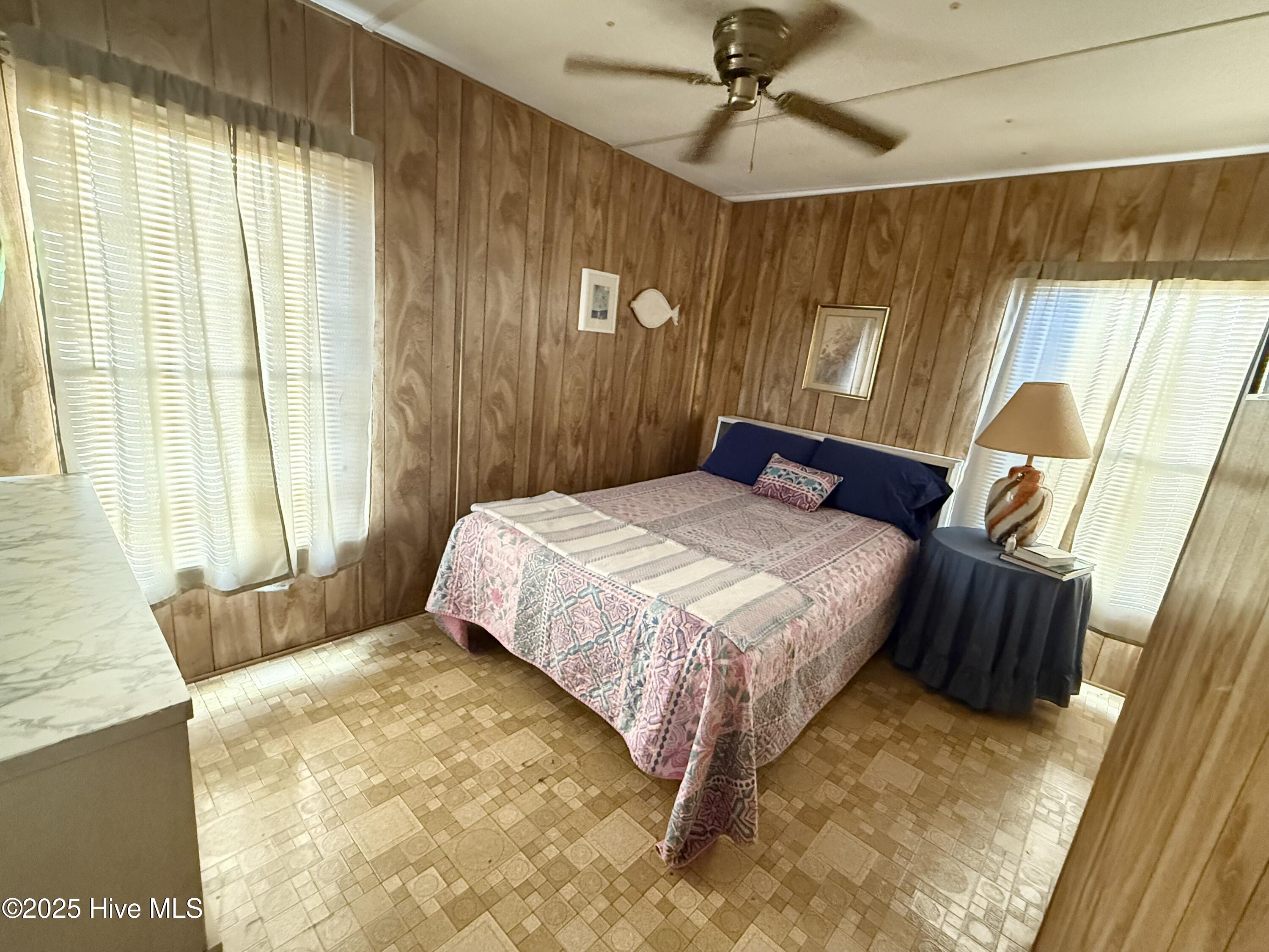 407 Diamond City Drive