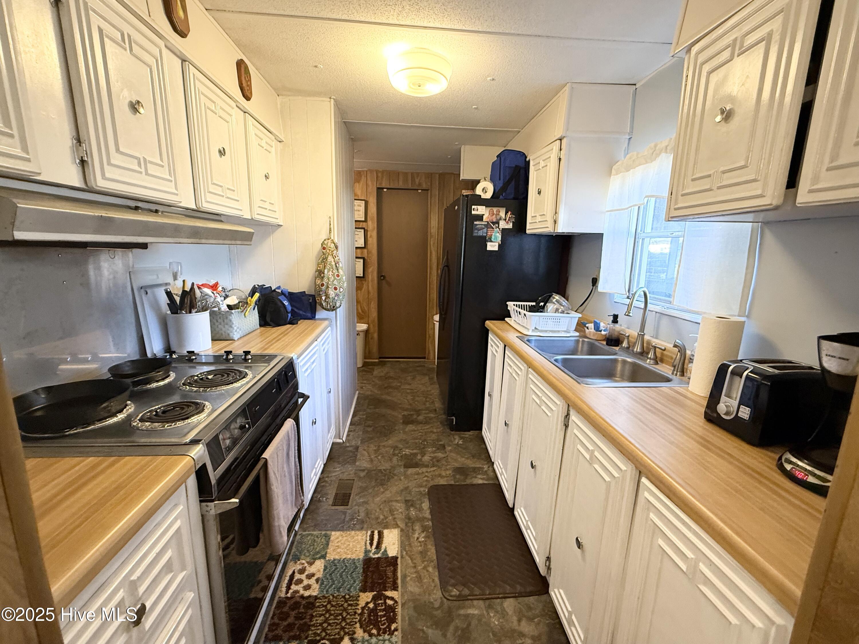 407 Diamond City Drive