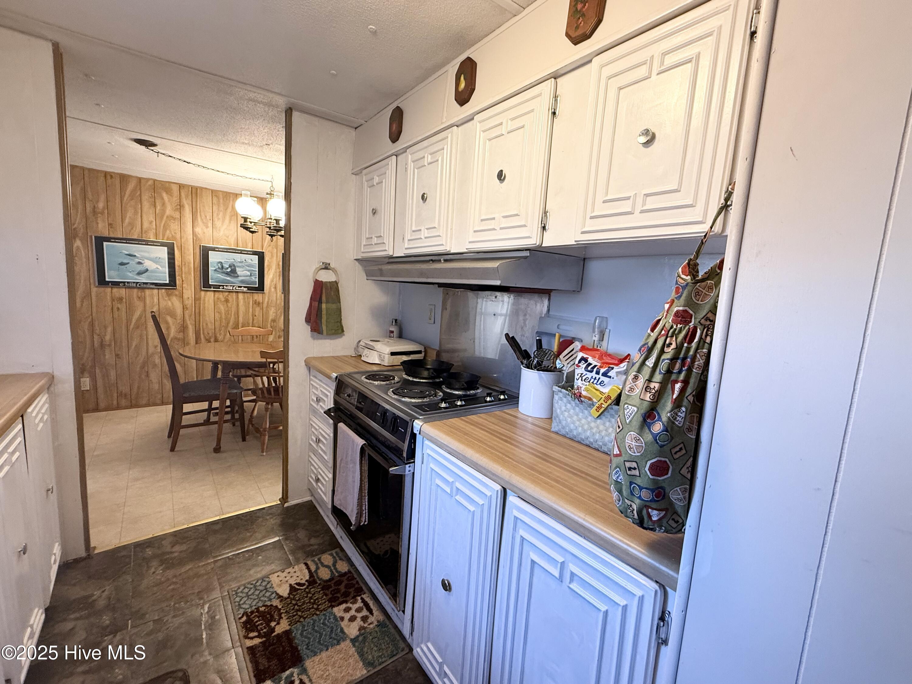 407 Diamond City Drive