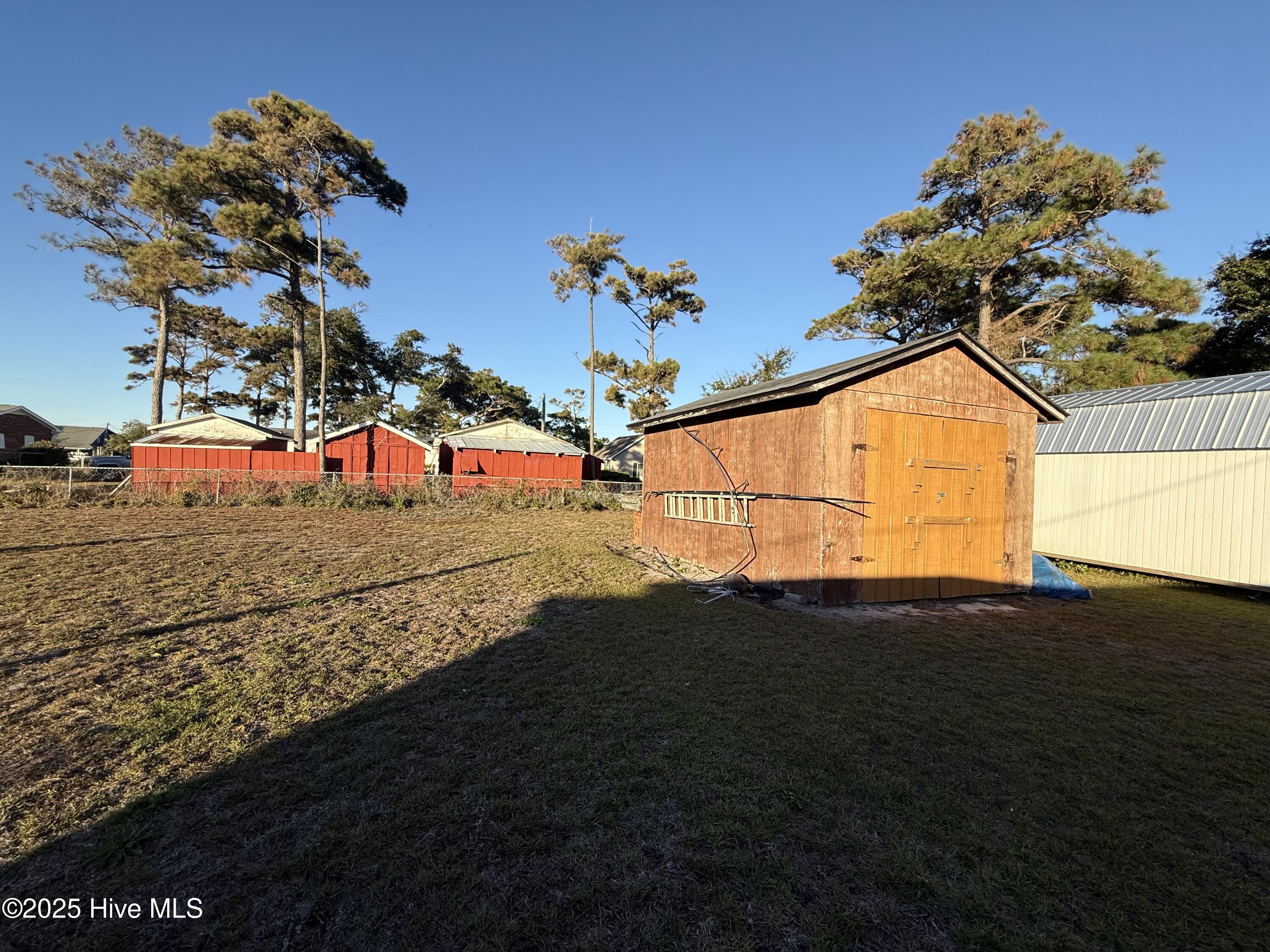 407 Diamond City Drive