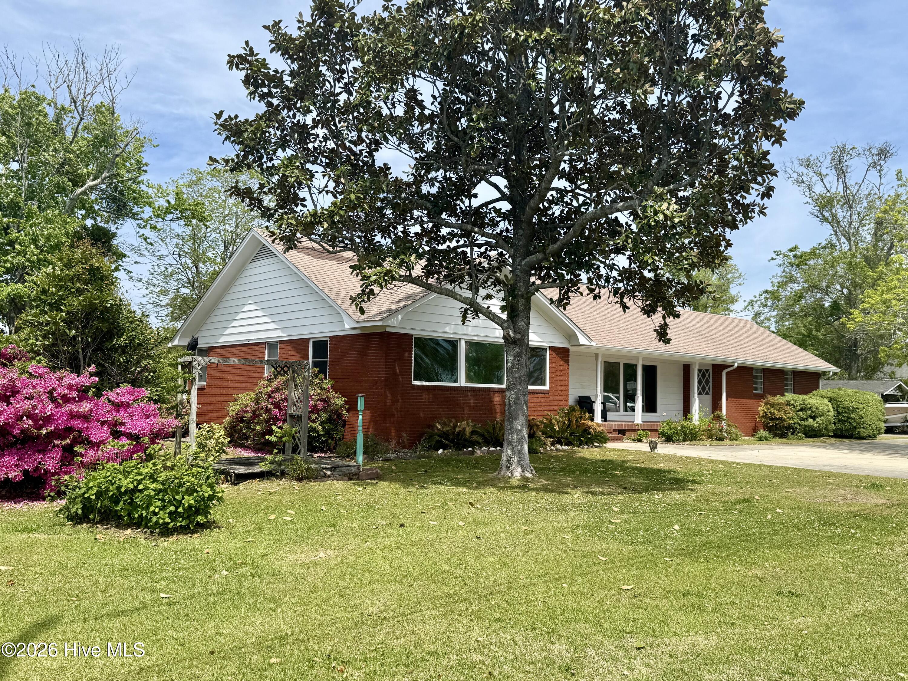 459 Shell Road