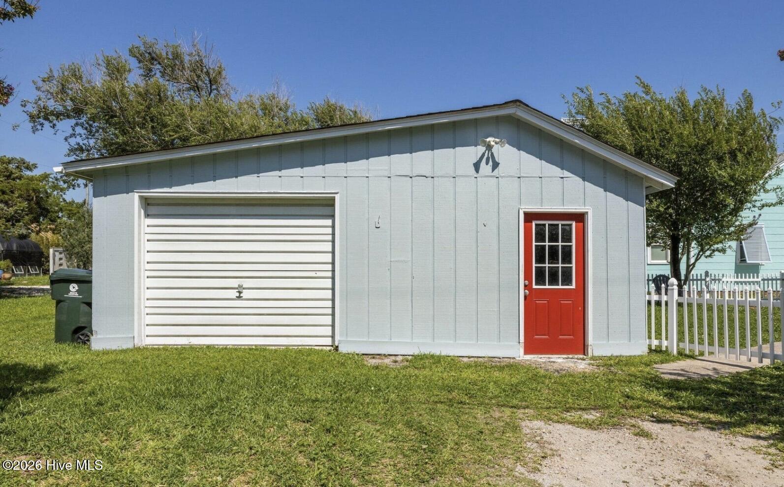 1501 Front Street