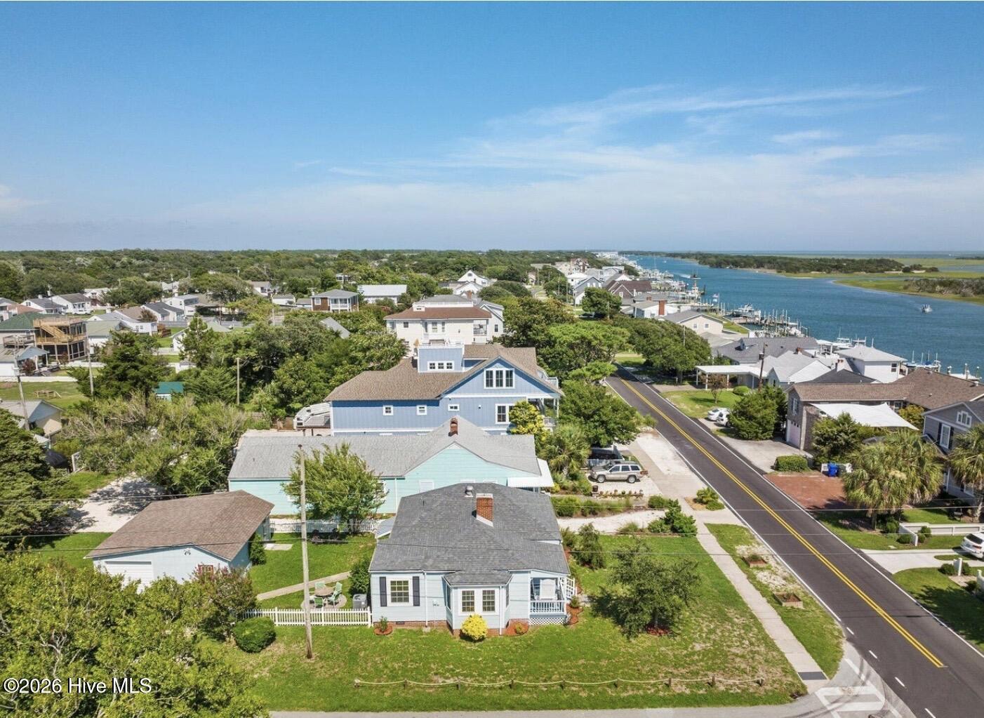 1501 Front Street