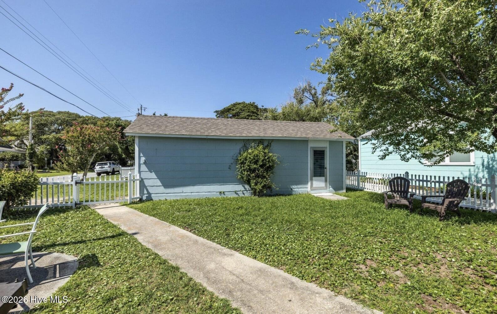 1501 Front Street